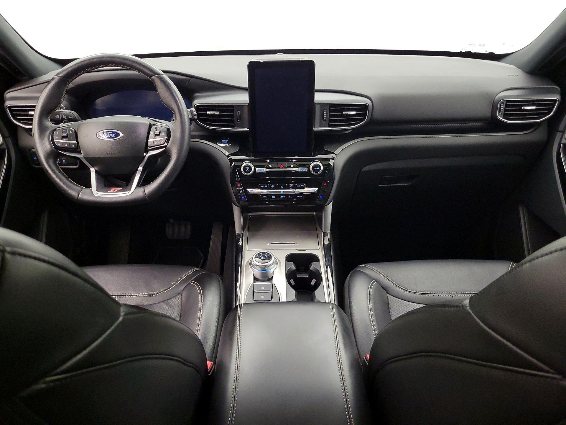 Thumbnail: 2022 Ford Explorer - 9