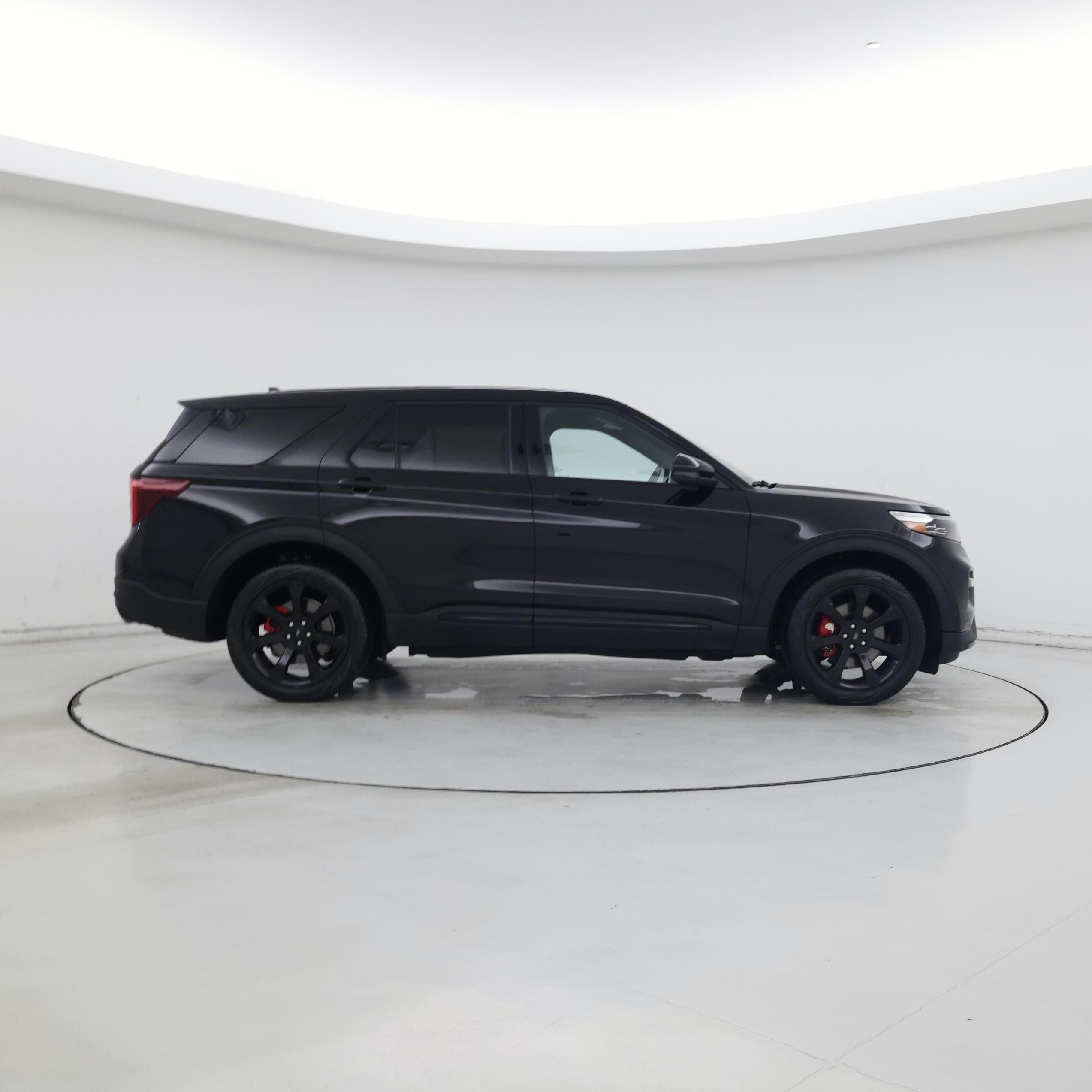 Thumbnail: 2022 Ford Explorer - 7