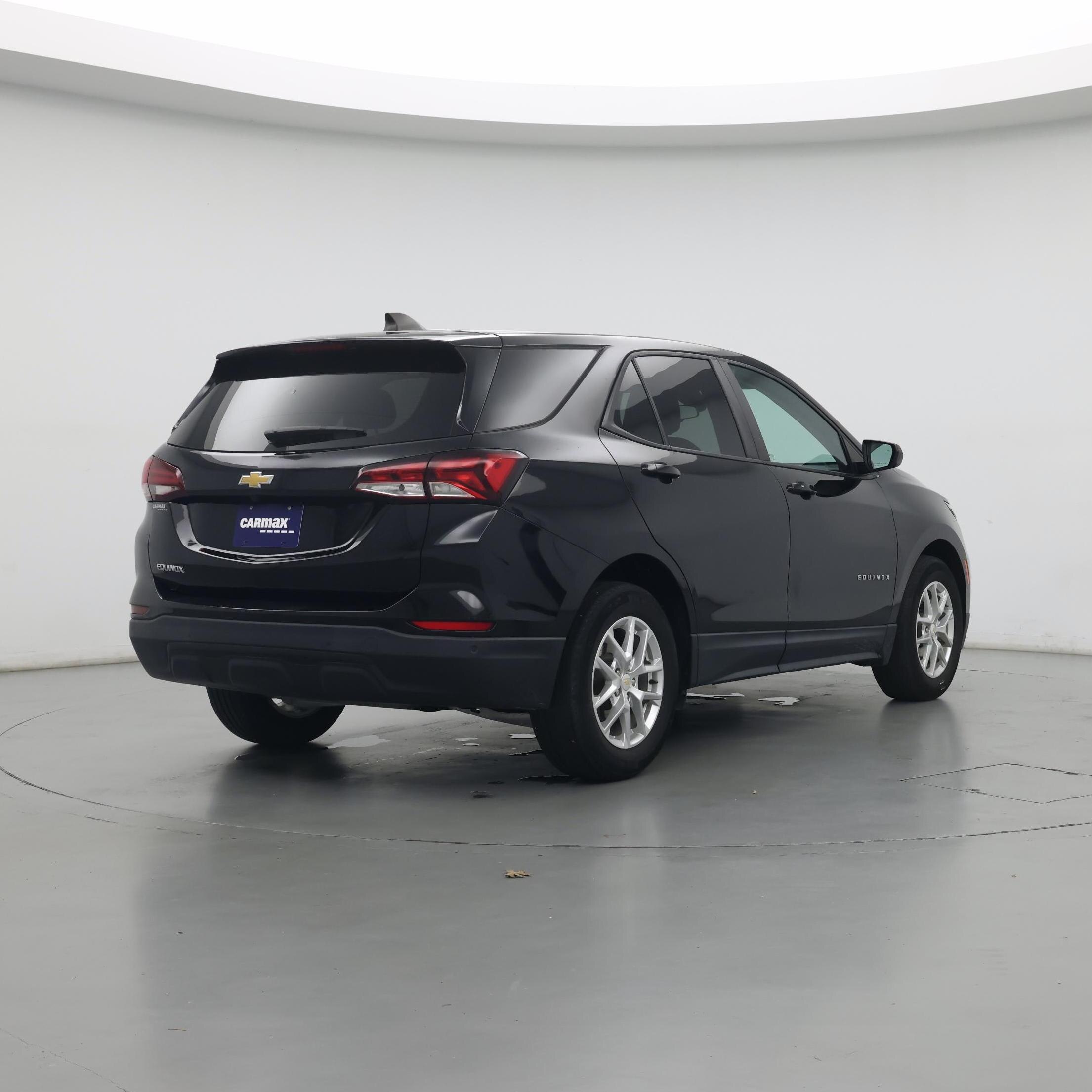 Thumbnail: 2022 Chevrolet Equinox - 8