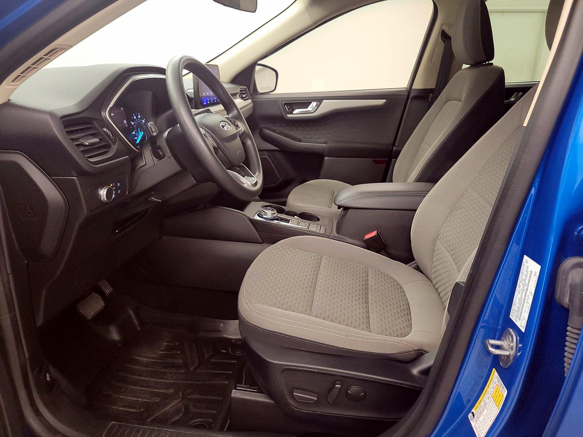 Thumbnail: 2020 Ford Escape - 11
