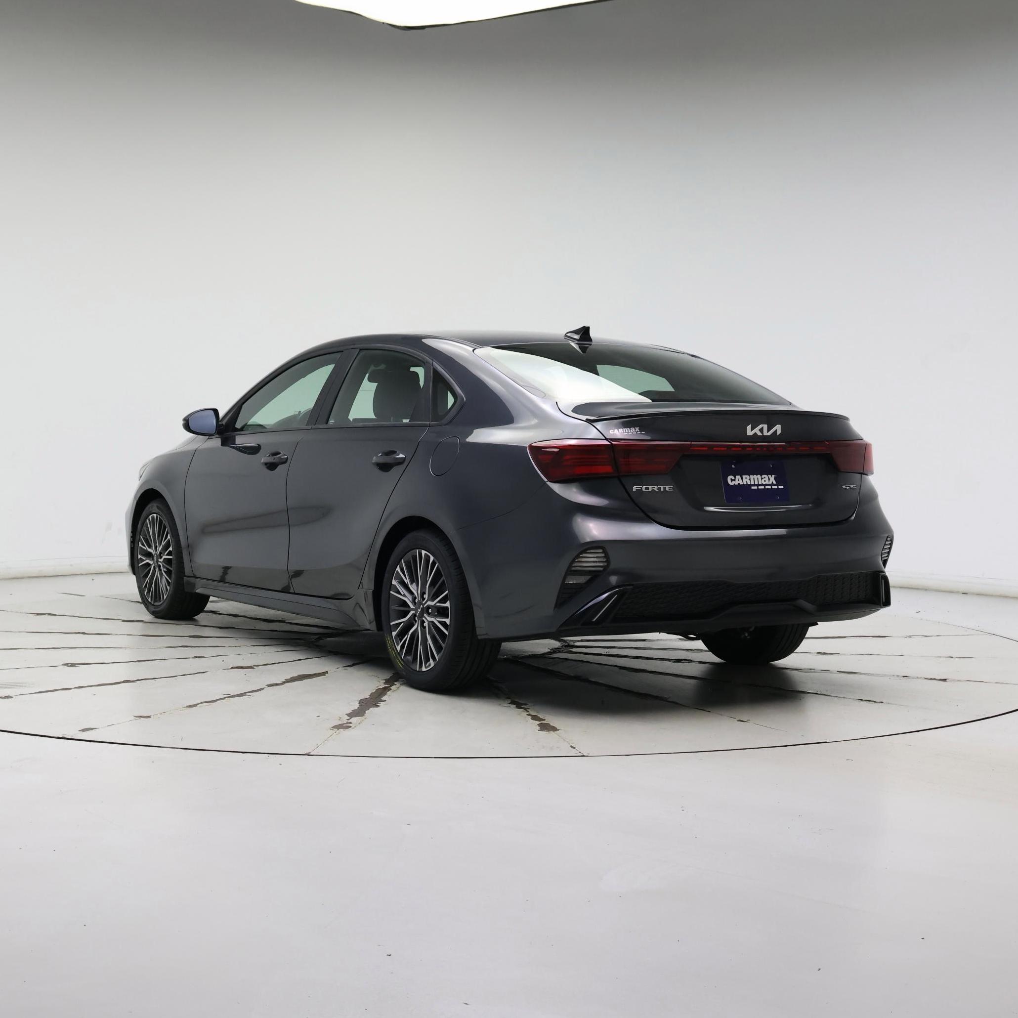 Thumbnail: 2022 Kia Forte - 2