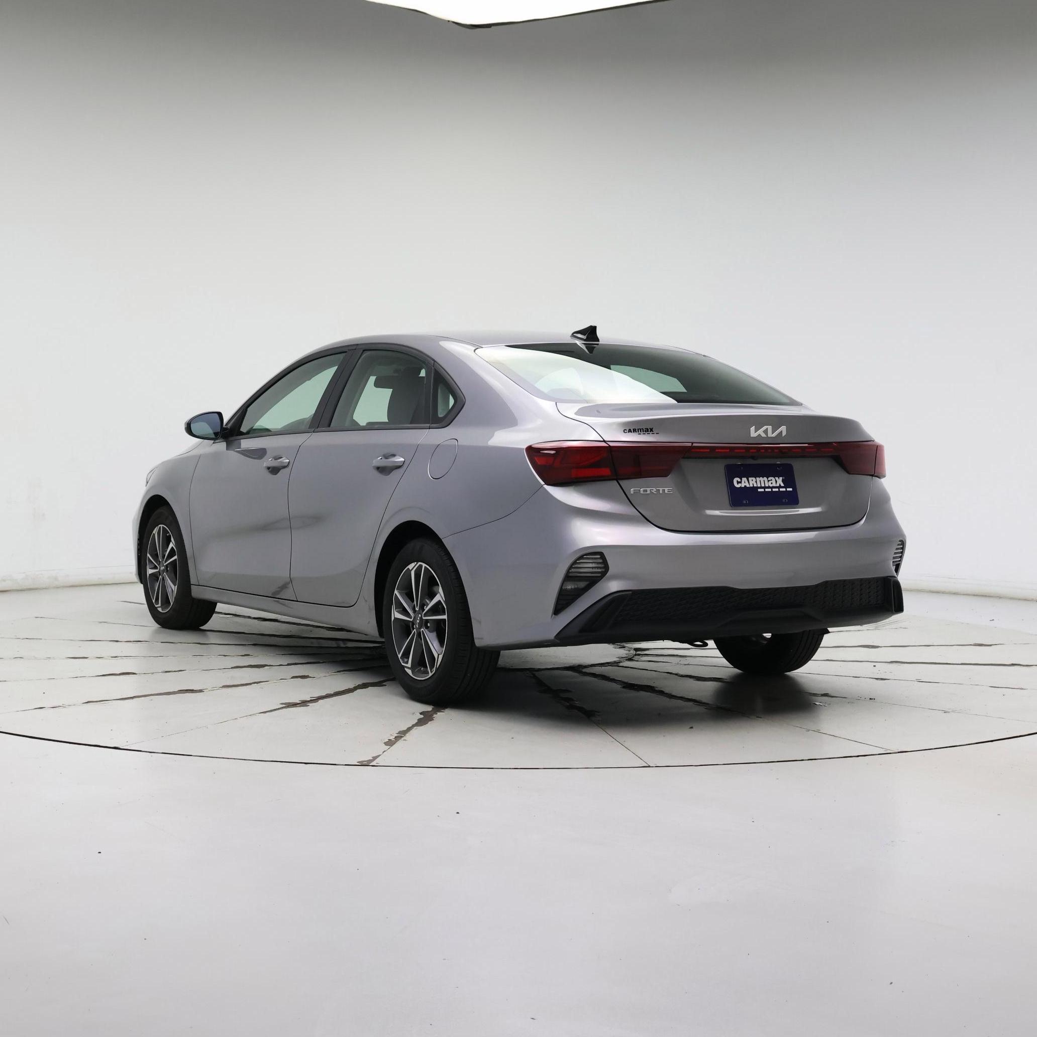 Thumbnail: 2023 Kia Forte - 2