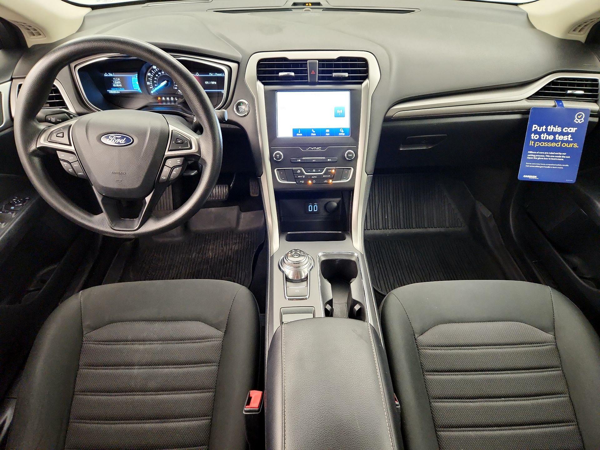 Thumbnail: 2020 Ford Fusion - 9