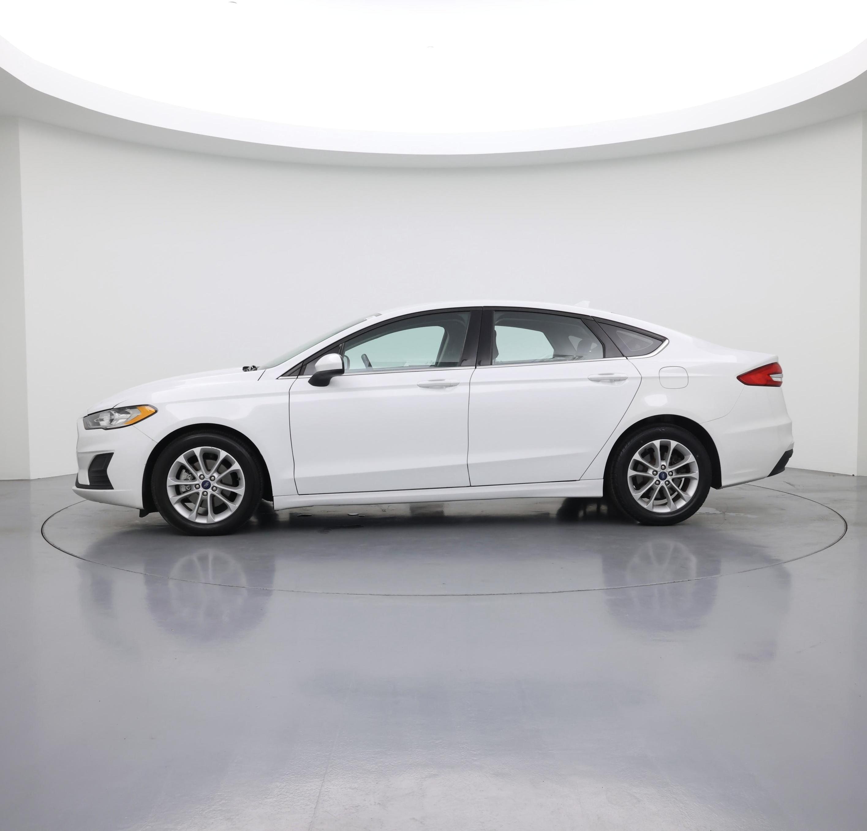 Thumbnail: 2020 Ford Fusion - 3