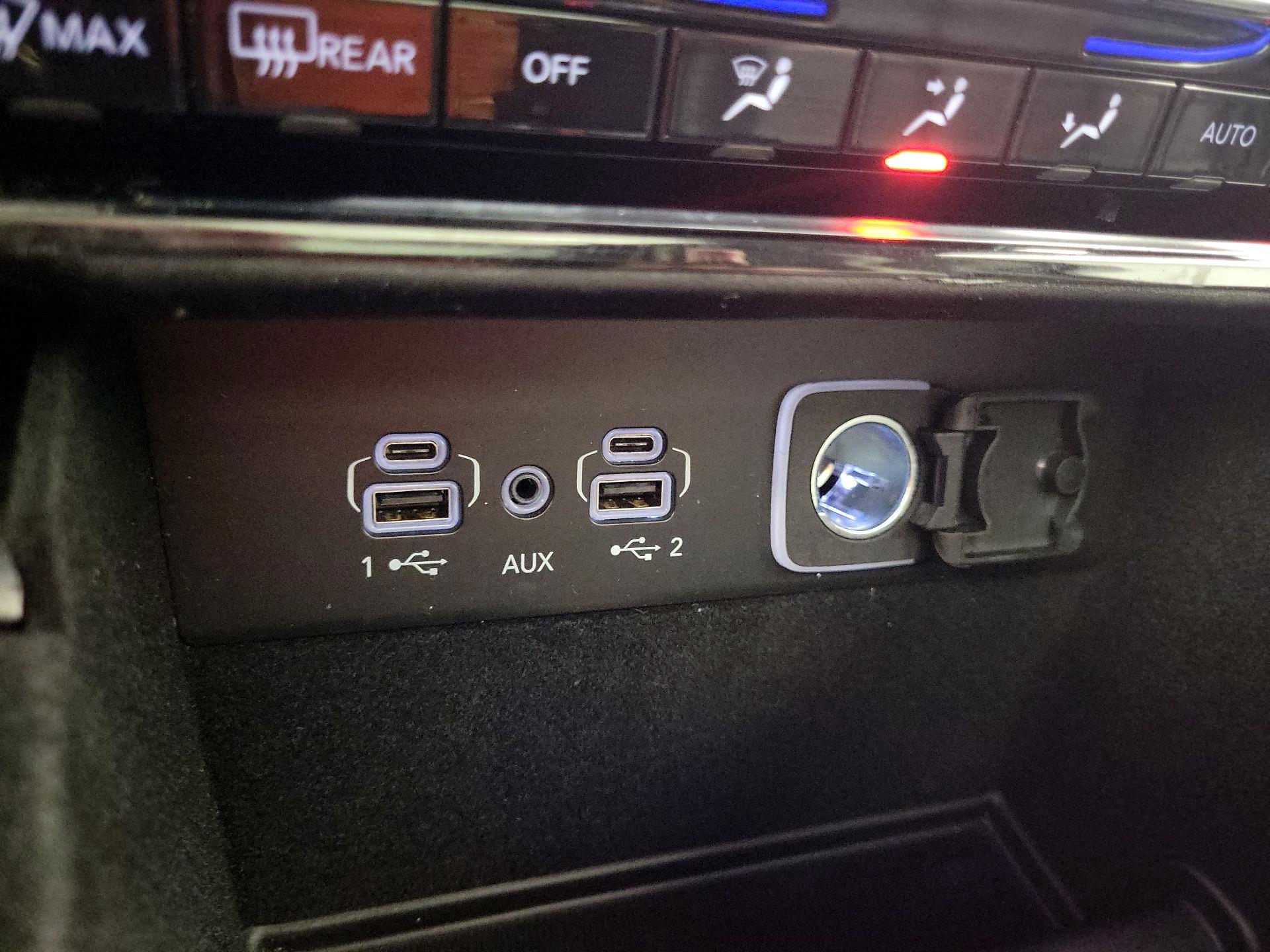 Thumbnail: 2021 Jeep Grand Cherokee L - 19