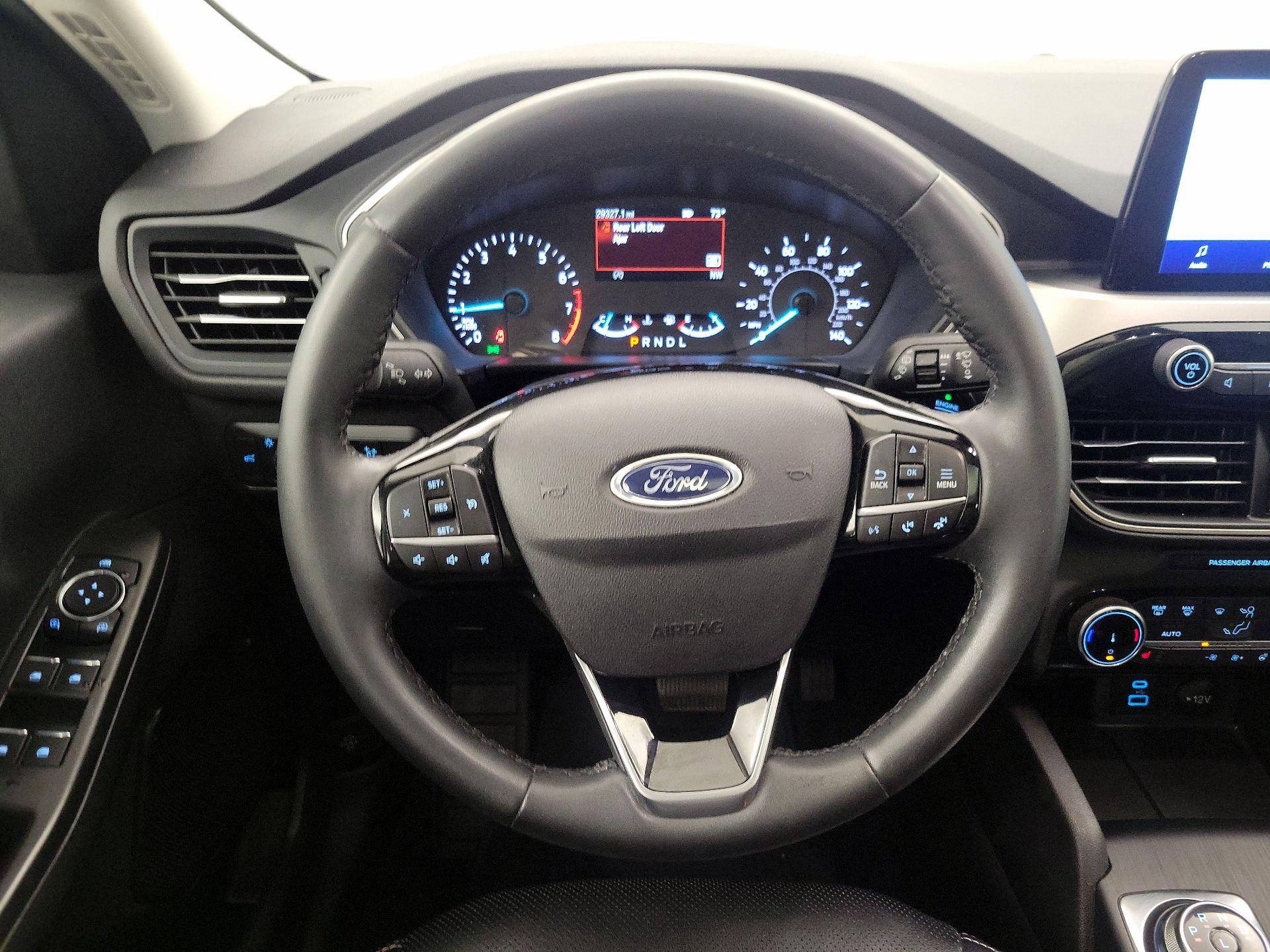 Thumbnail: 2022 Ford Escape - 10