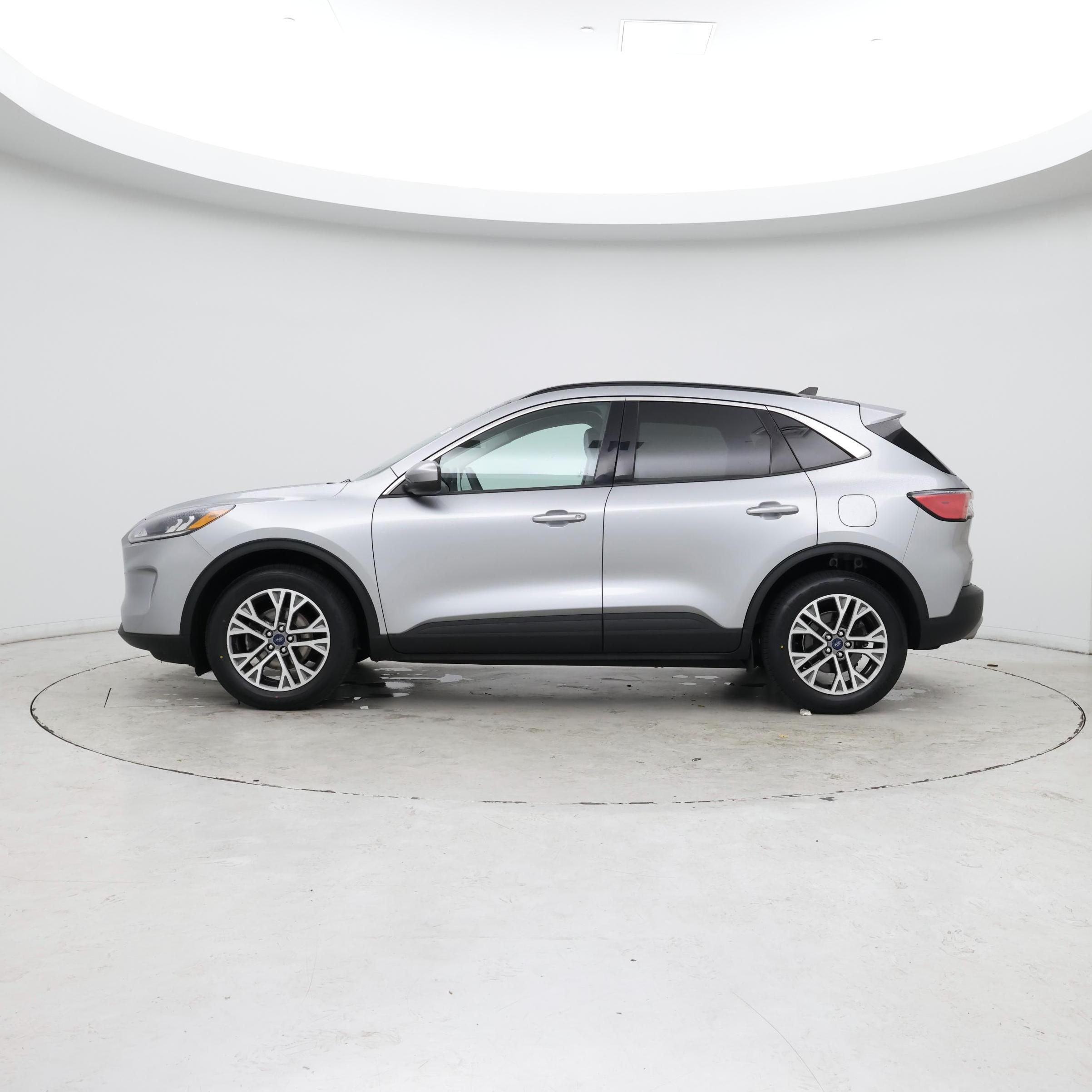 Thumbnail: 2022 Ford Escape - 3