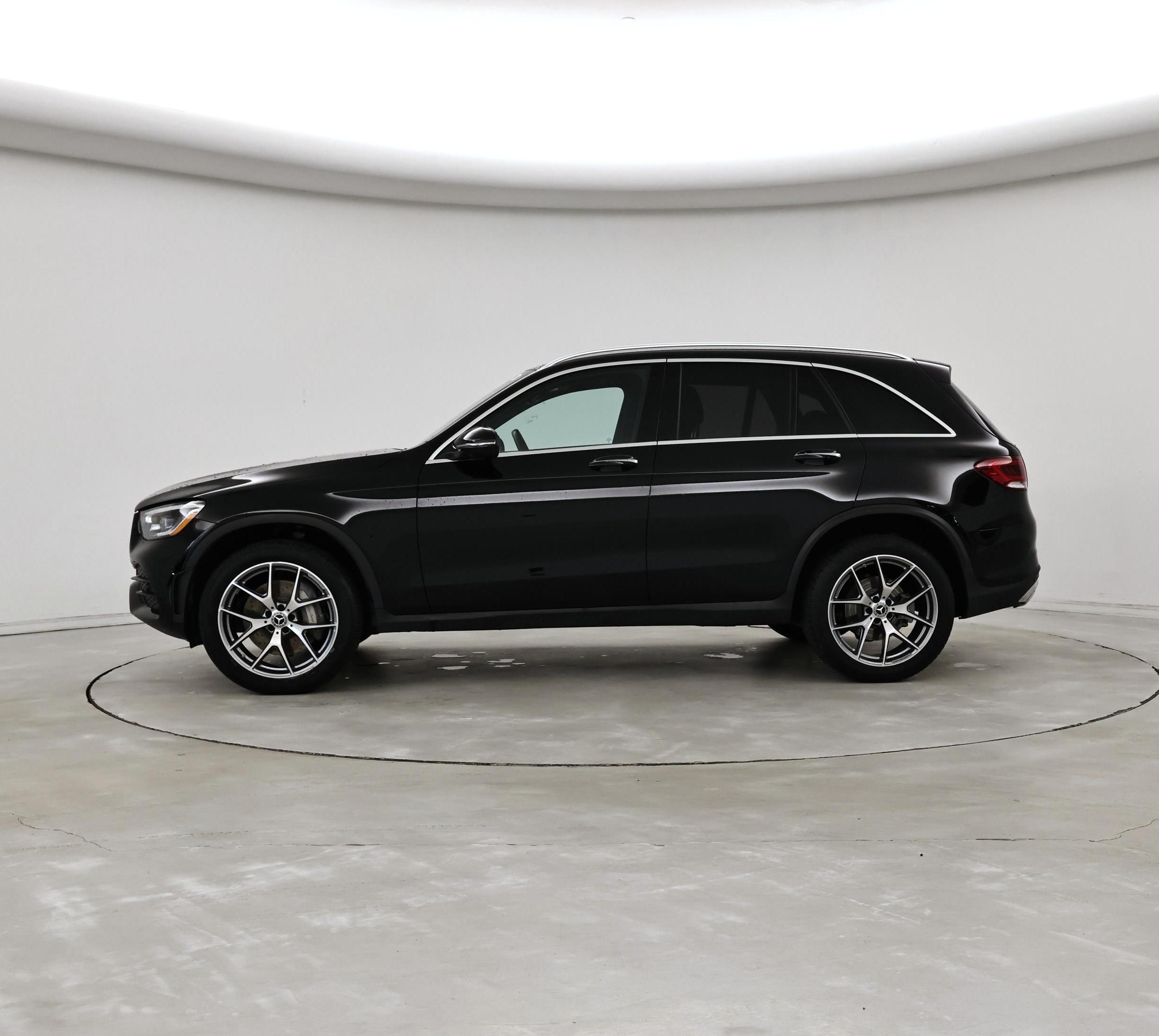 Thumbnail: 2022 Mercedes-Benz GLC - 3