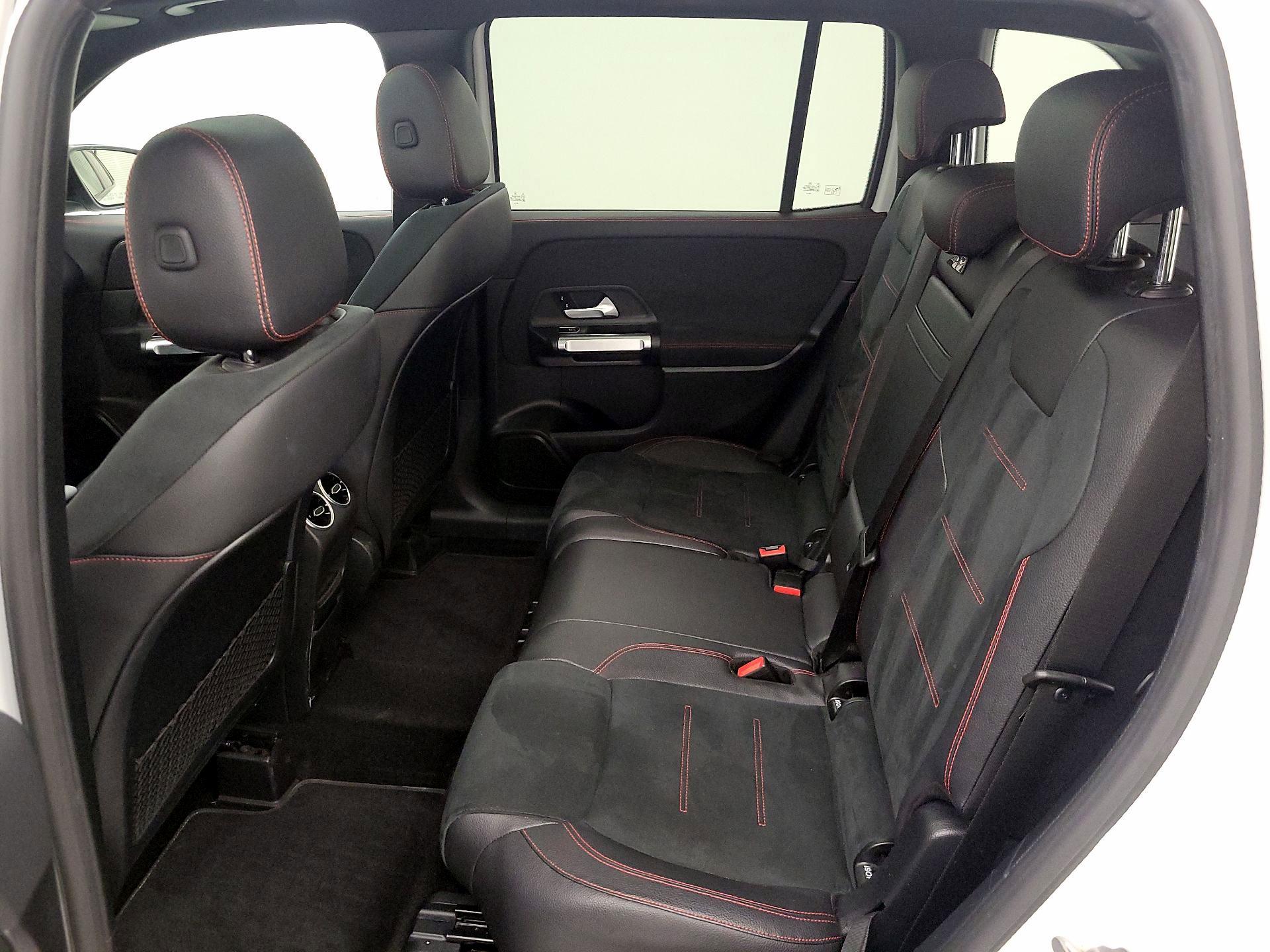 Thumbnail: 2021 Mercedes-Benz GLB - 20