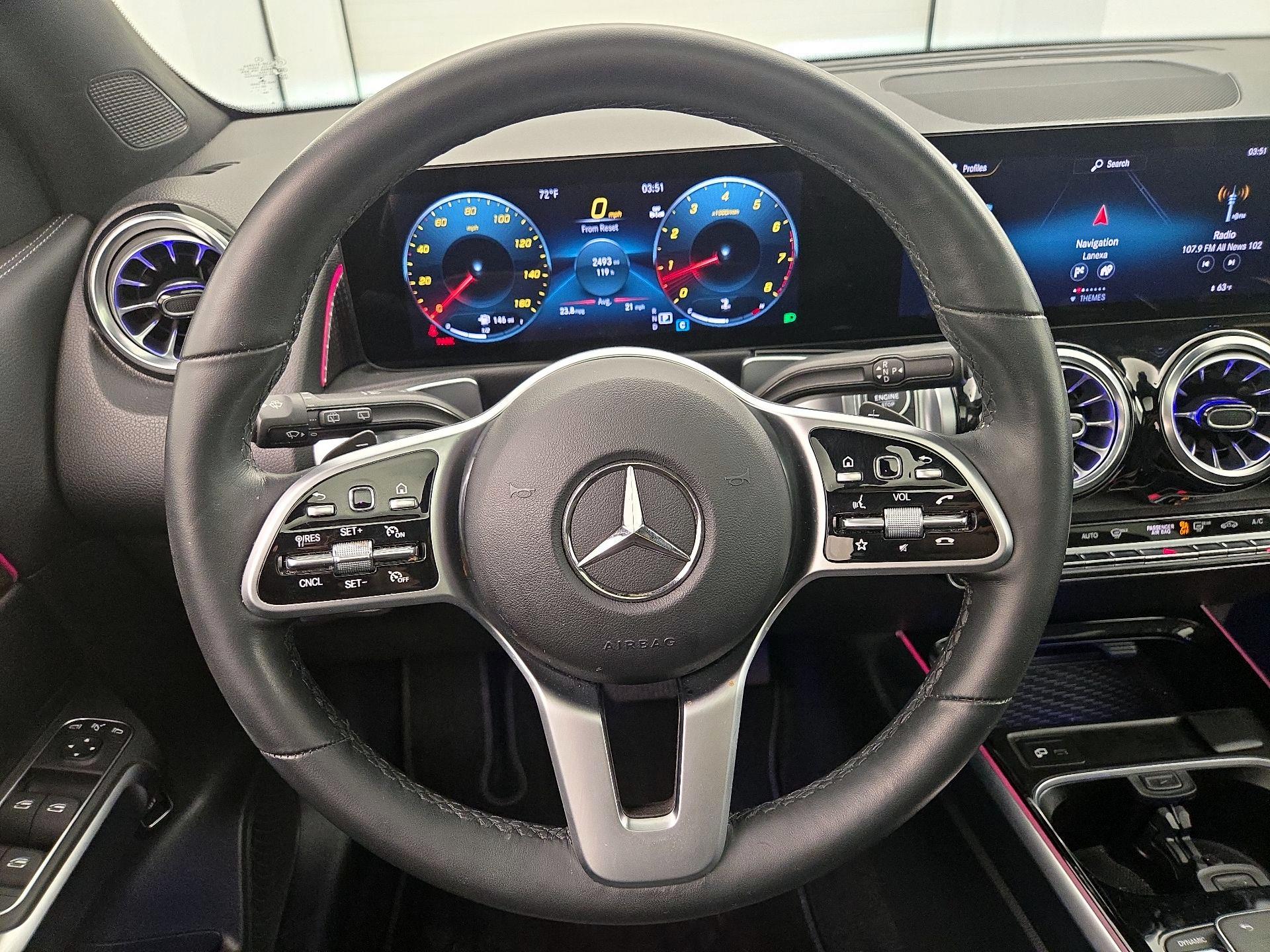 Thumbnail: 2023 Mercedes-Benz GLB - 10