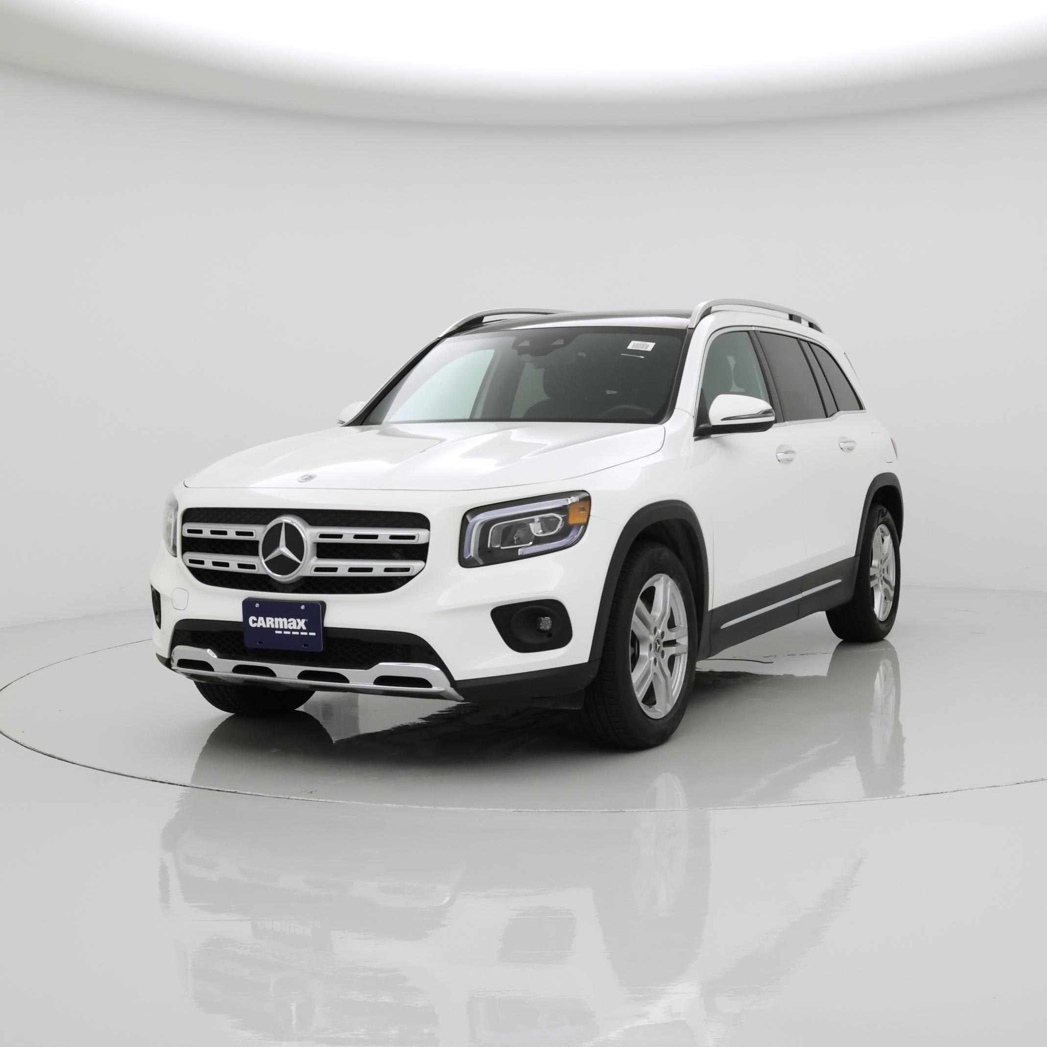 Thumbnail: 2023 Mercedes-Benz GLB - 4