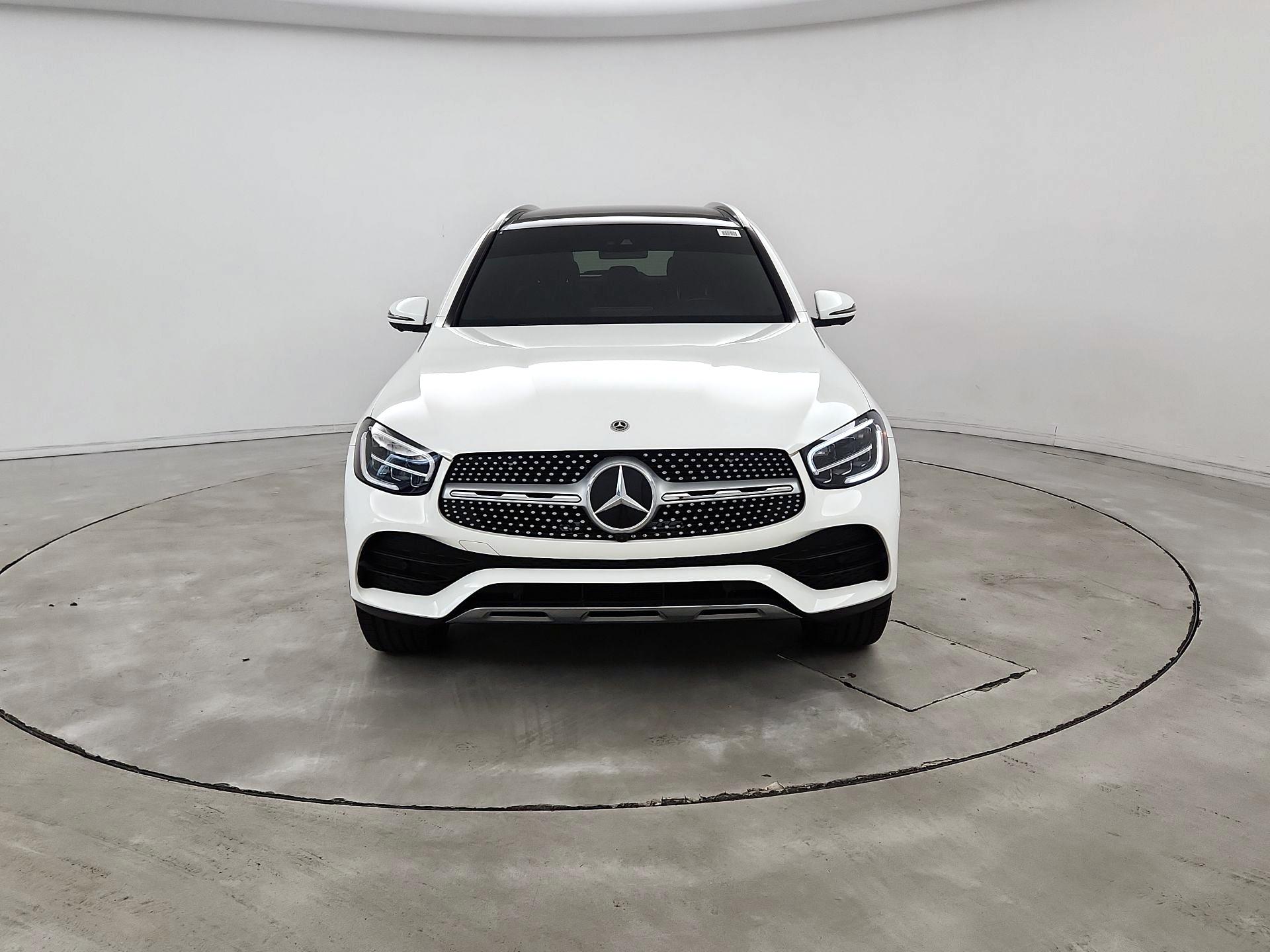Thumbnail: 2022 Mercedes-Benz GLC - 2