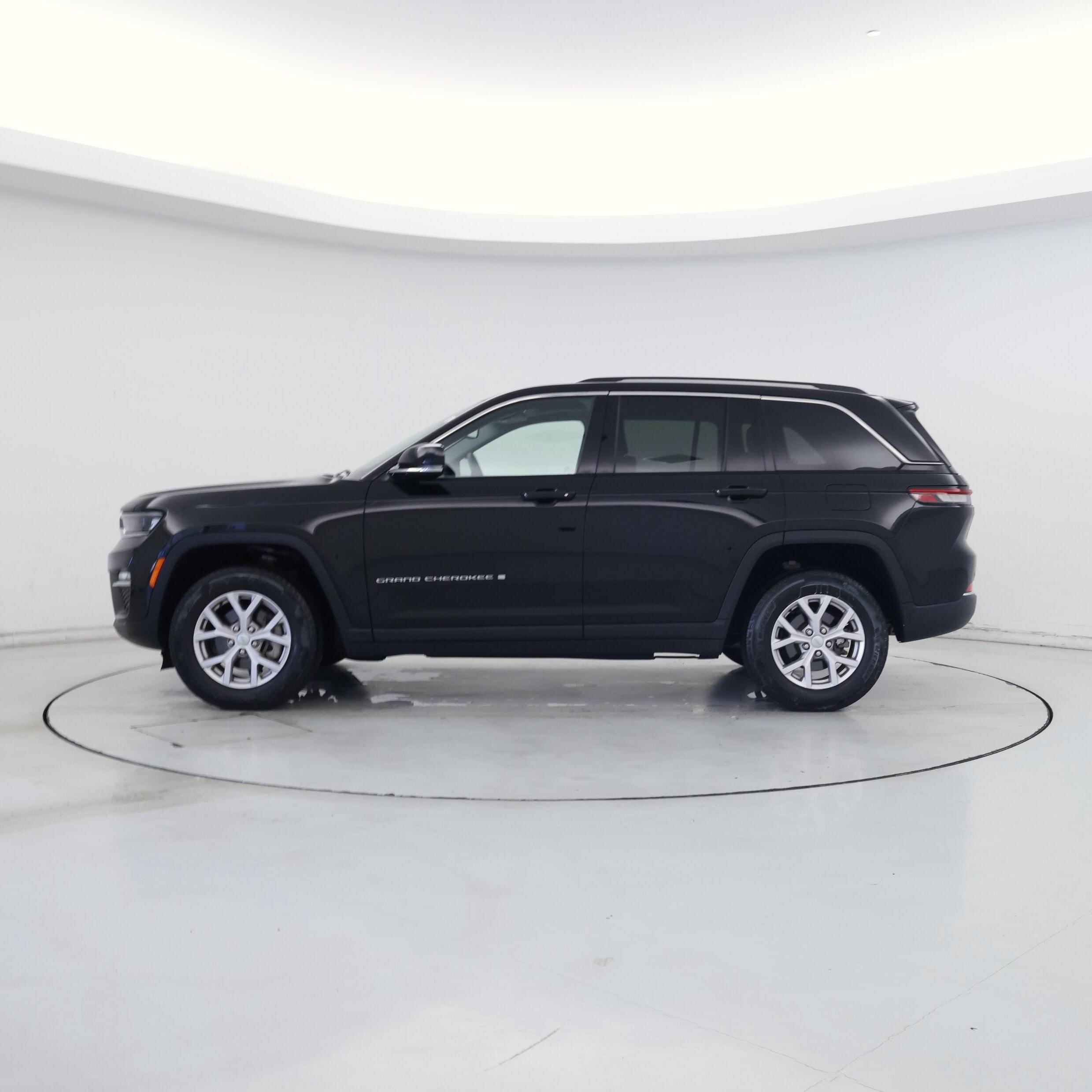 Thumbnail: 2022 Jeep Grand Cherokee - 3