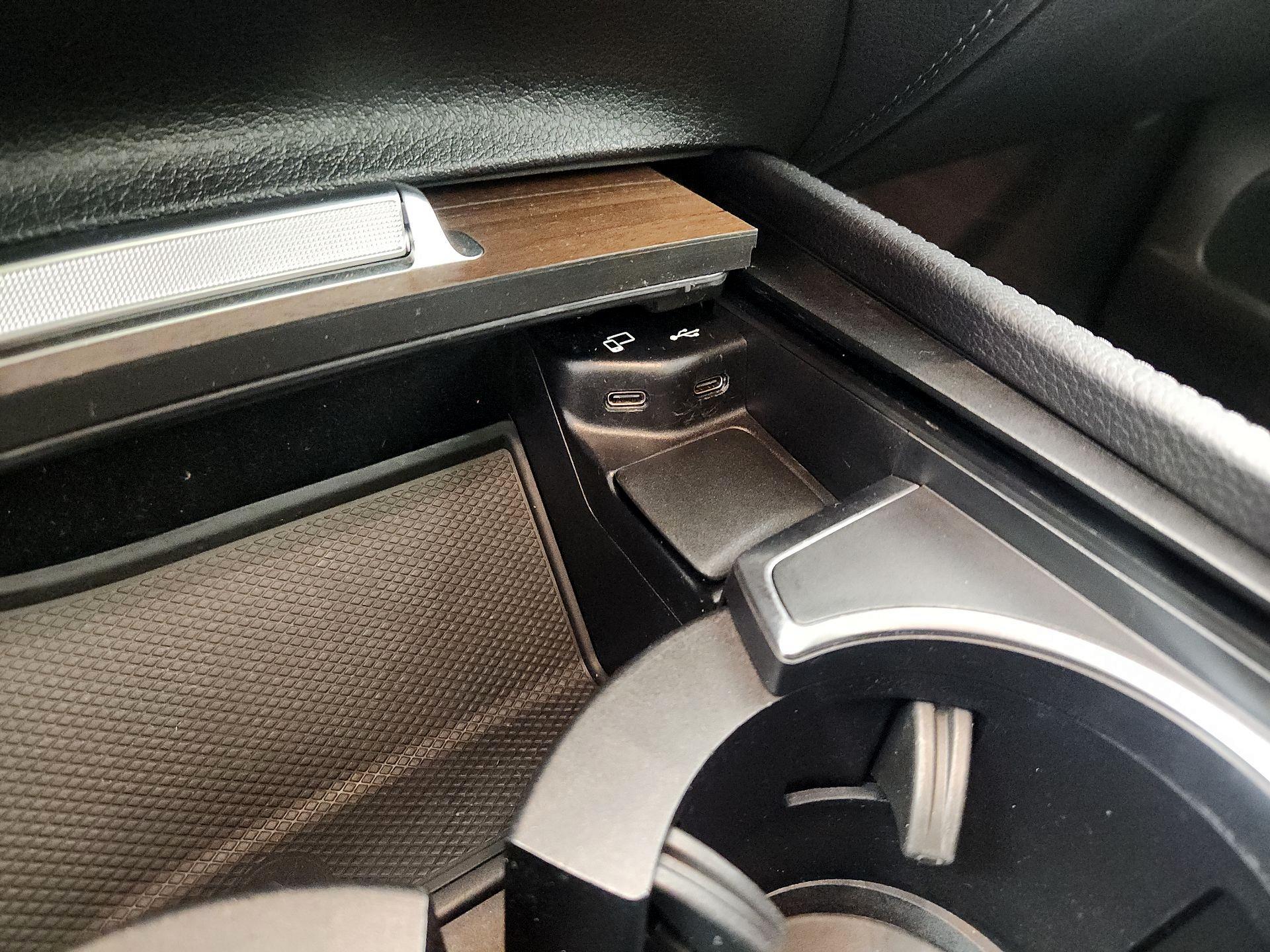 Thumbnail: 2022 Mercedes-Benz GLE - 19