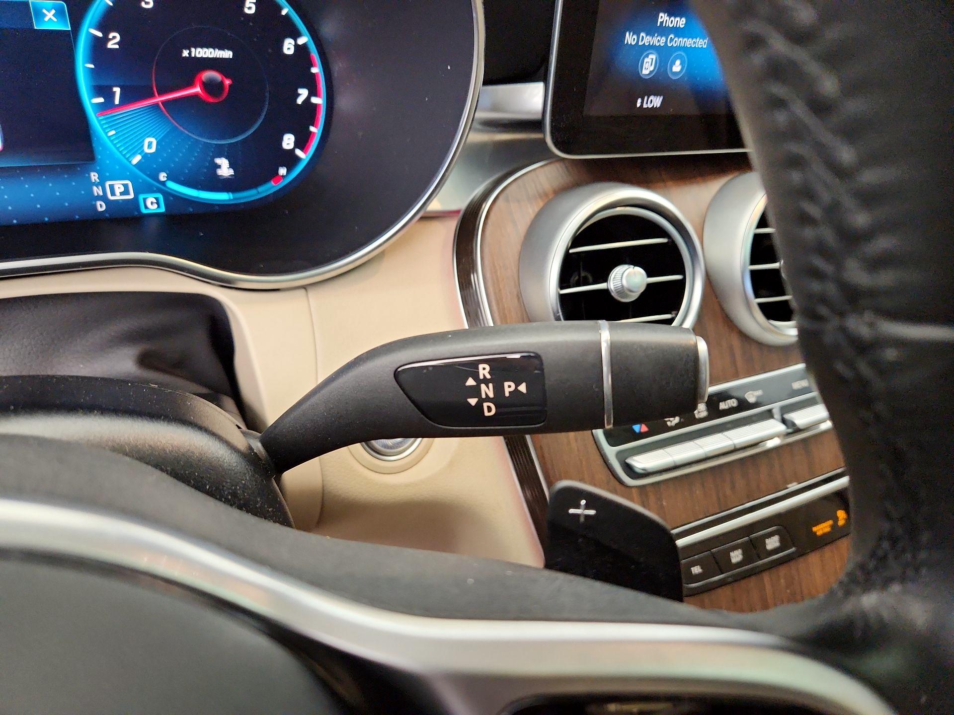 Thumbnail: 2022 Mercedes-Benz GLC - 15