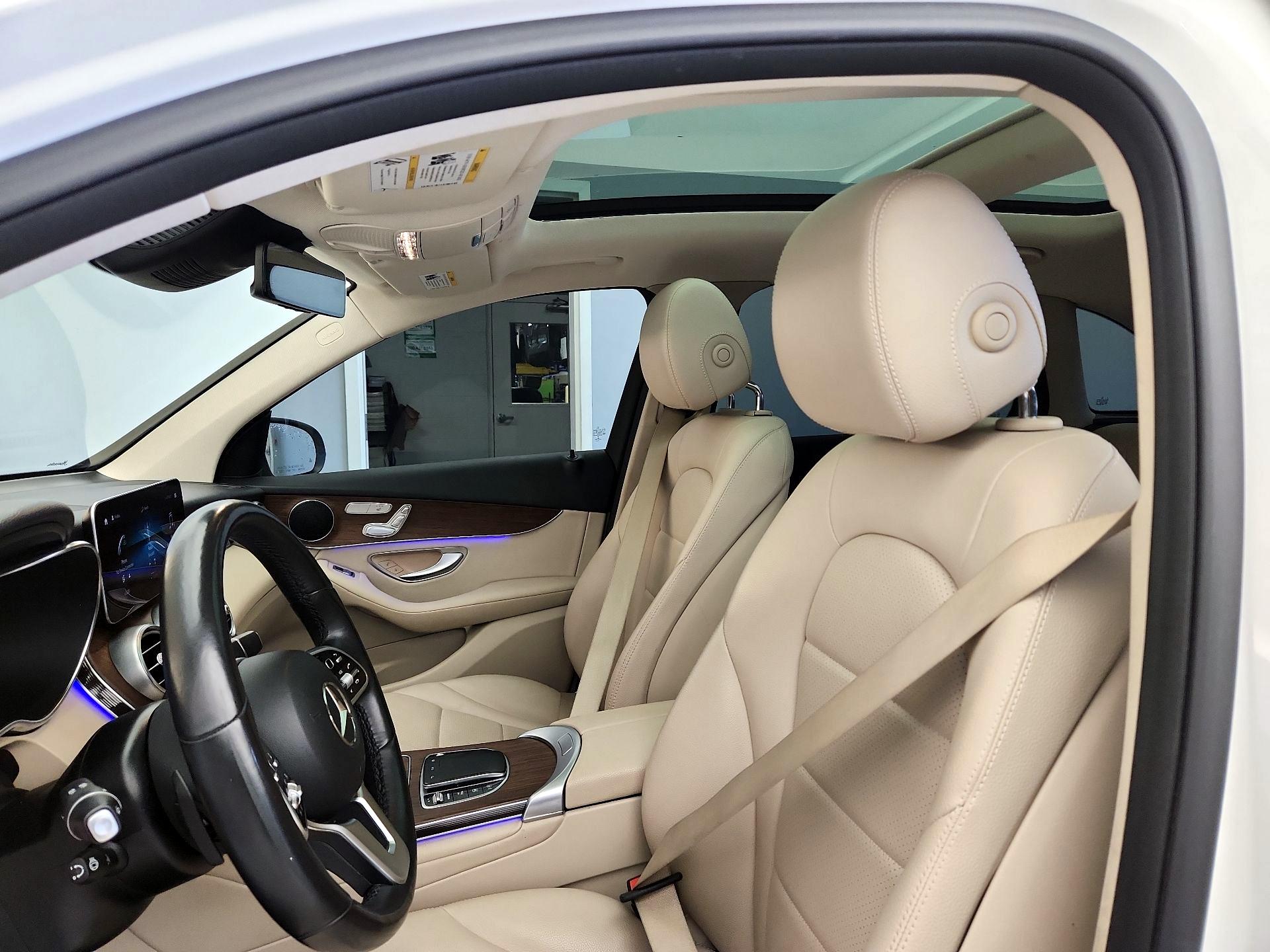 Thumbnail: 2022 Mercedes-Benz GLC - 16