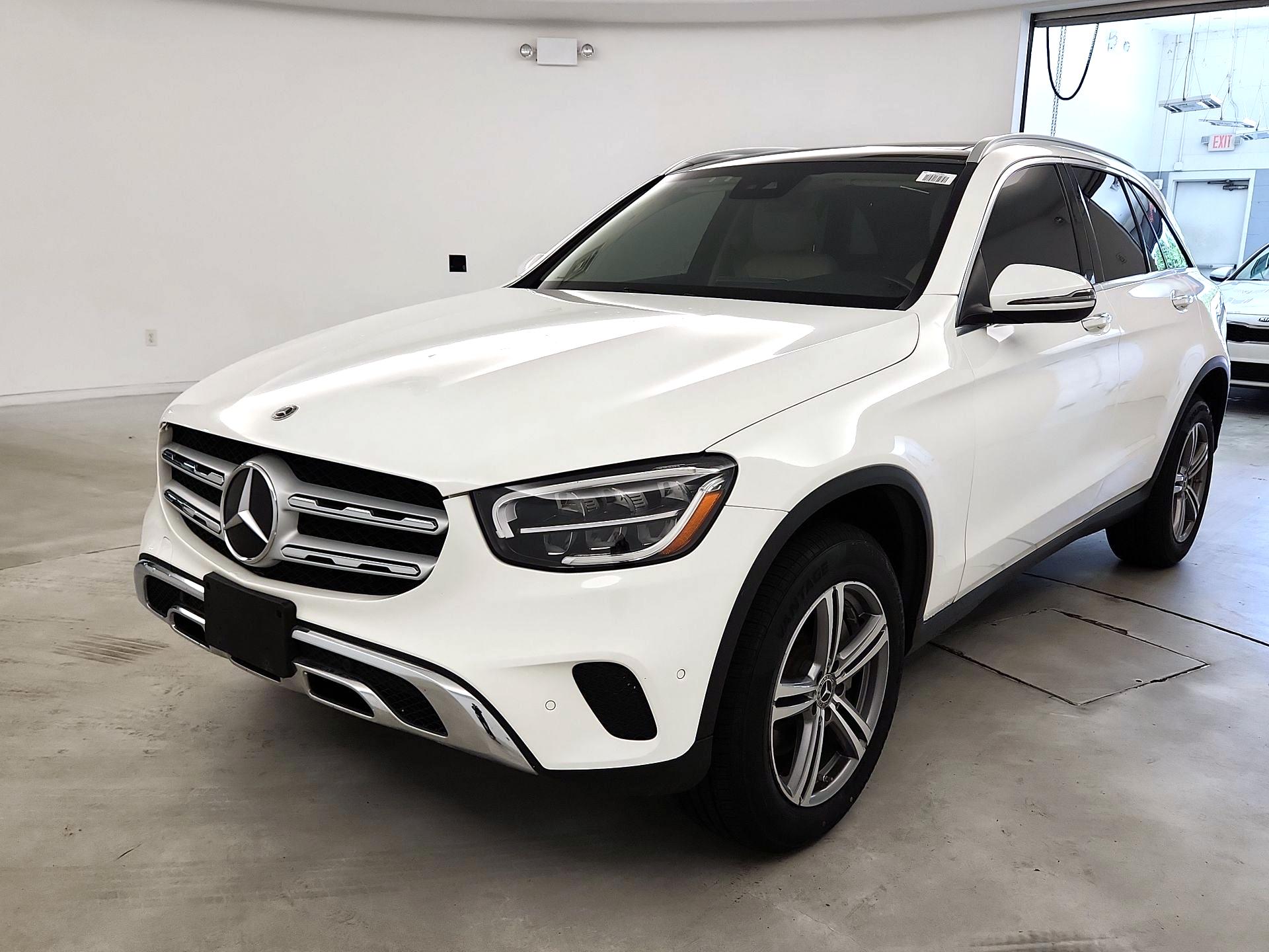 Thumbnail: 2022 Mercedes-Benz GLC - 3