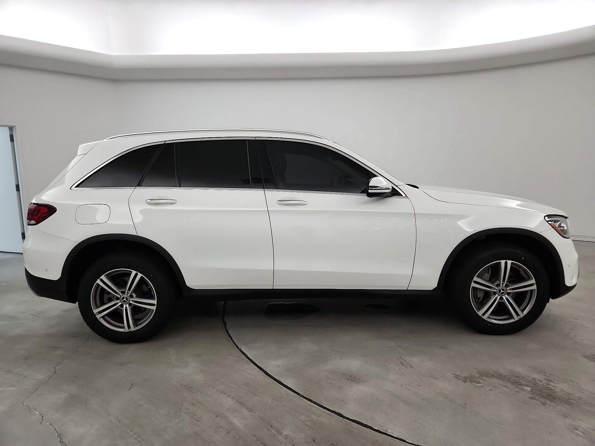 Thumbnail: 2022 Mercedes-Benz GLC - 4