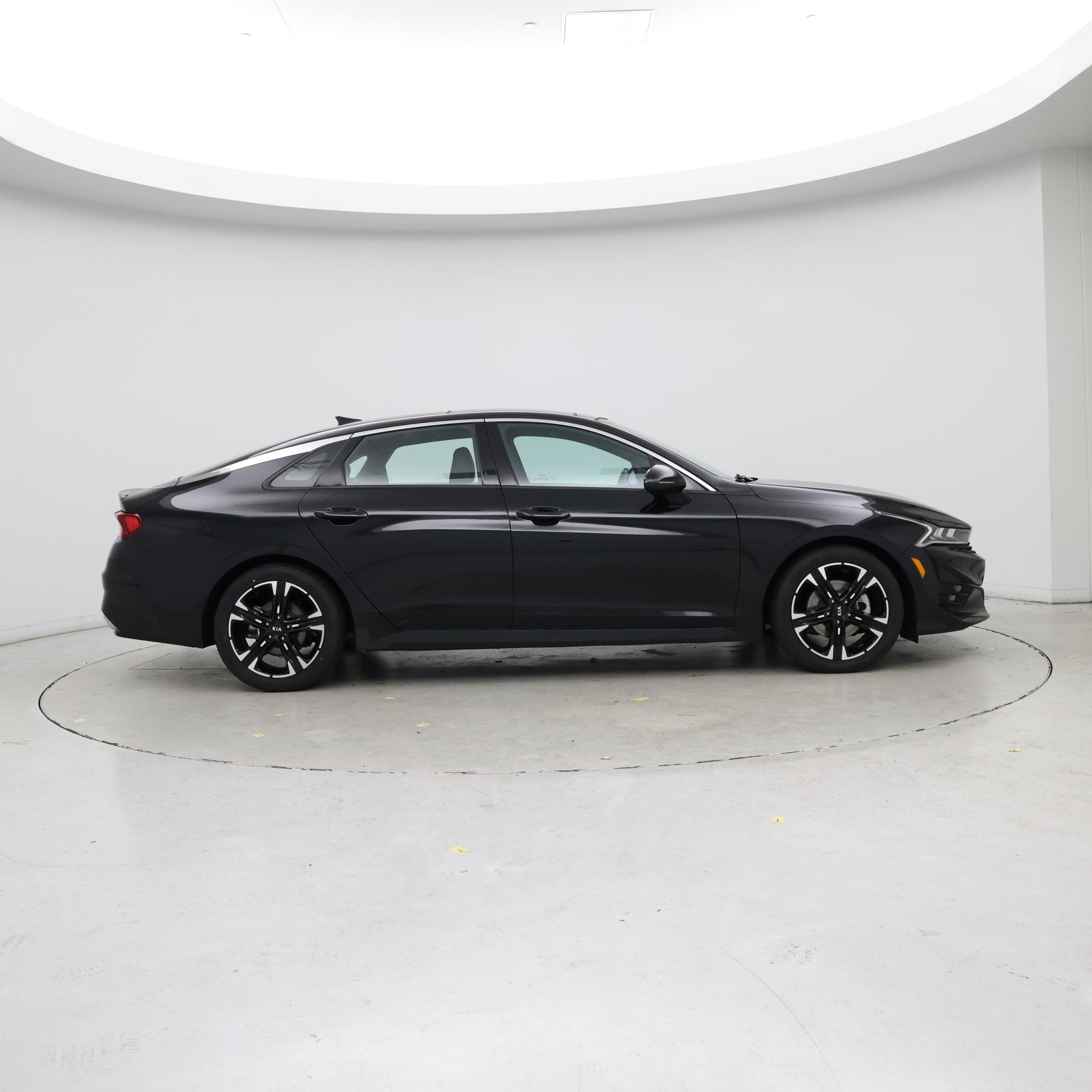 Thumbnail: 2021 Kia K5 - 7