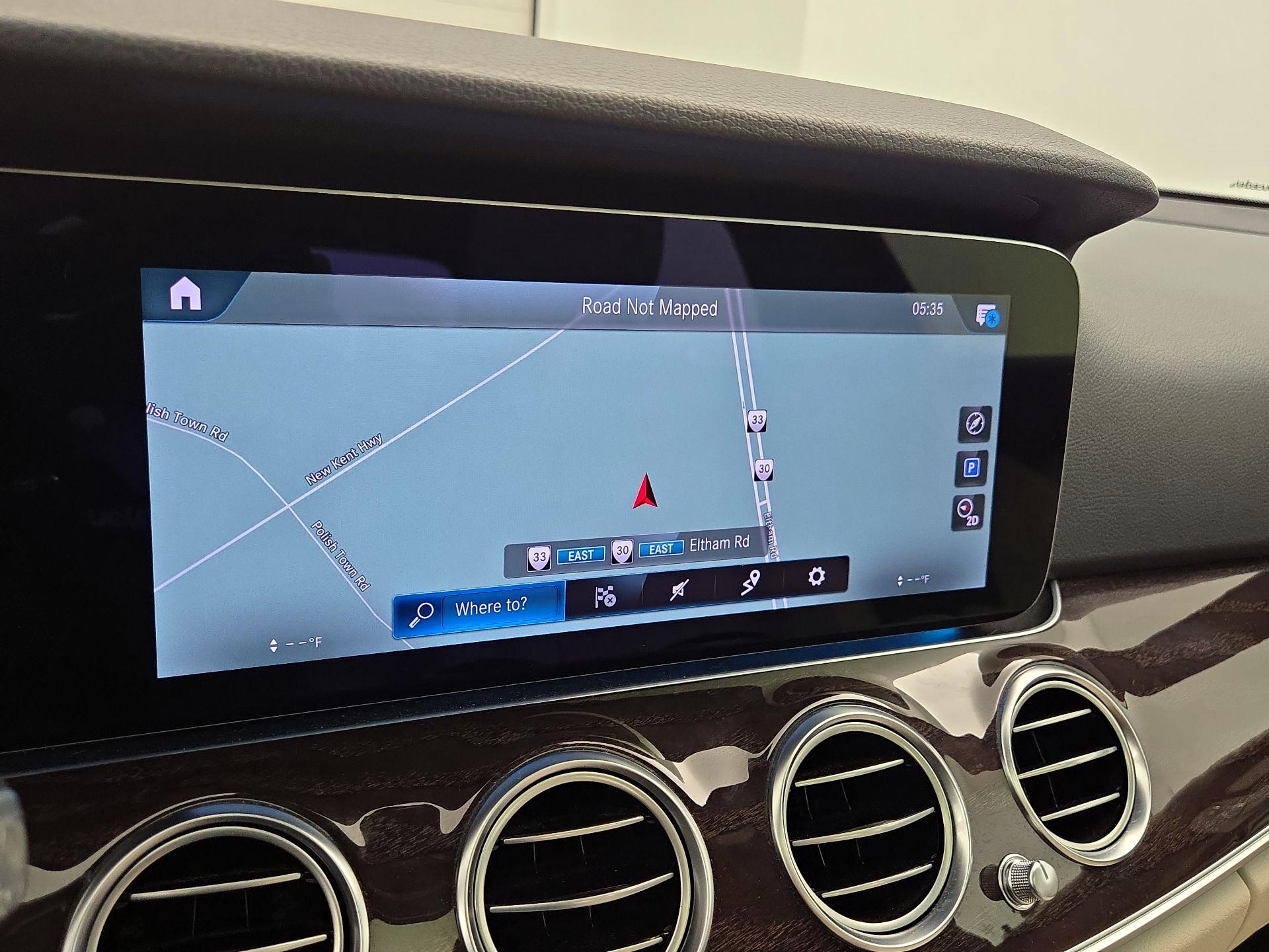 Thumbnail: 2021 Mercedes-Benz E-Class - 14