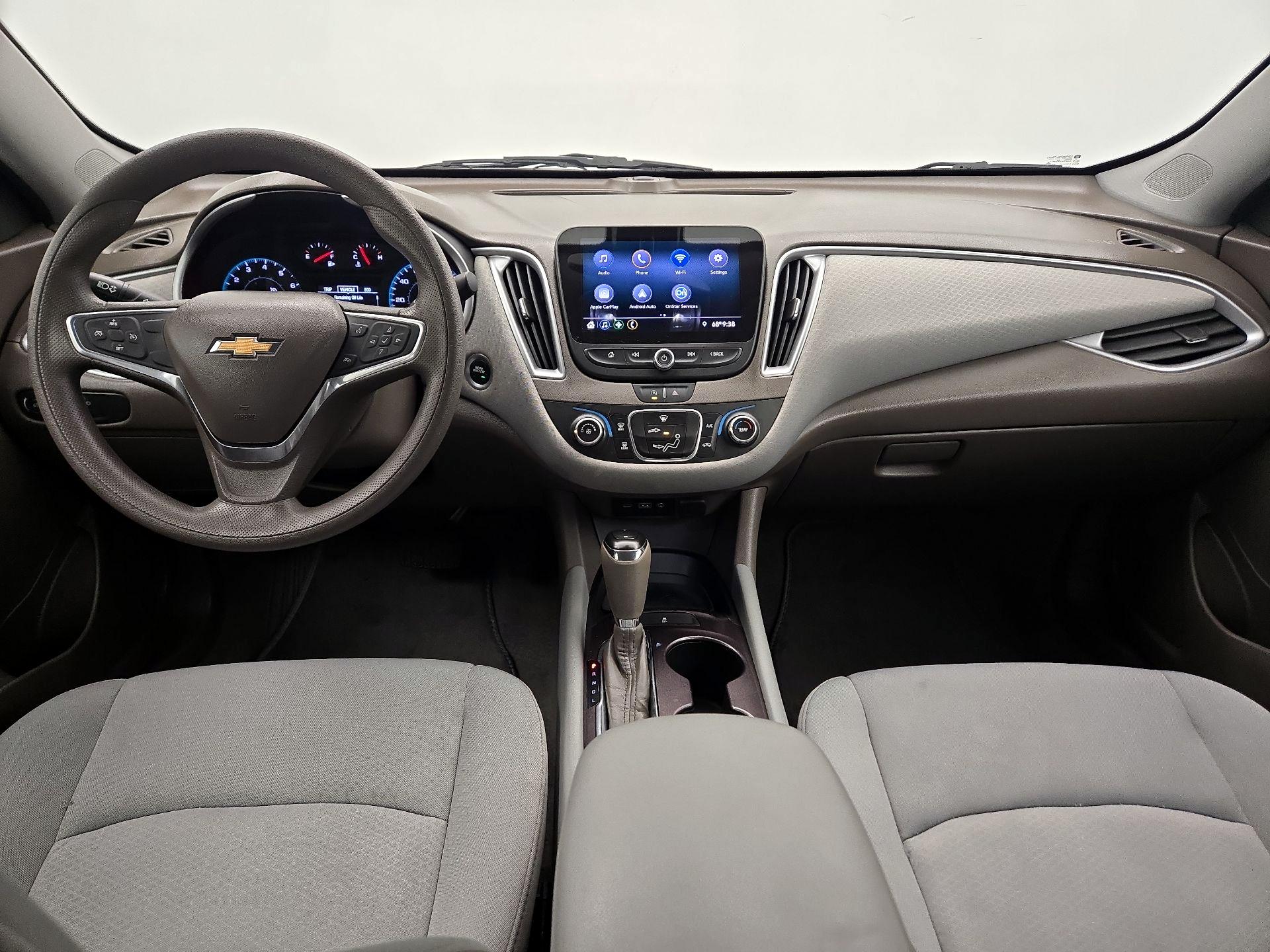 Thumbnail: 2020 Chevrolet Malibu - 9