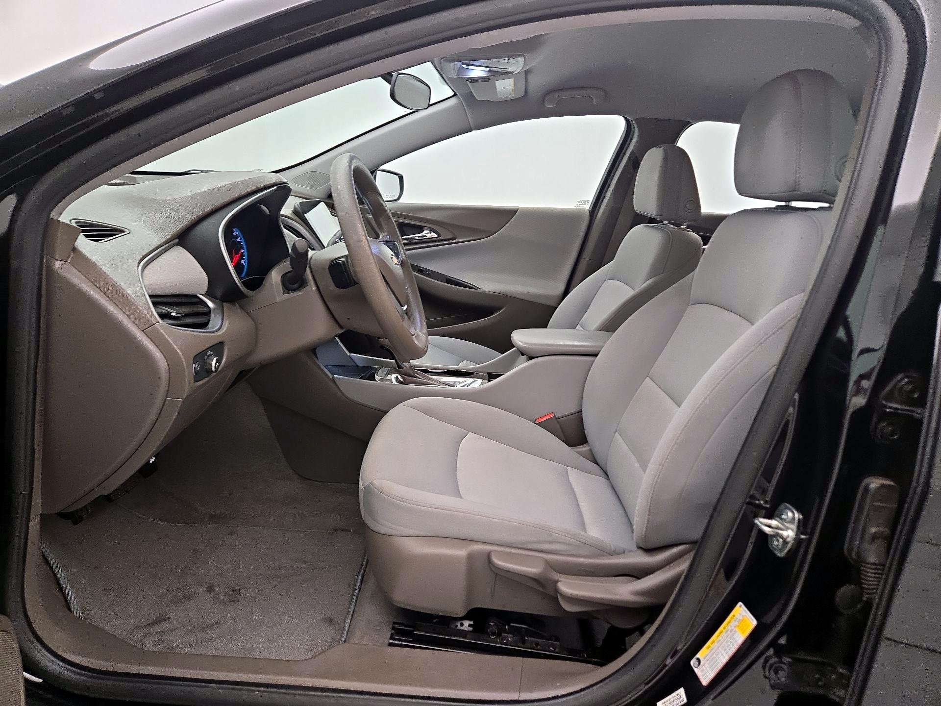 Thumbnail: 2020 Chevrolet Malibu - 11