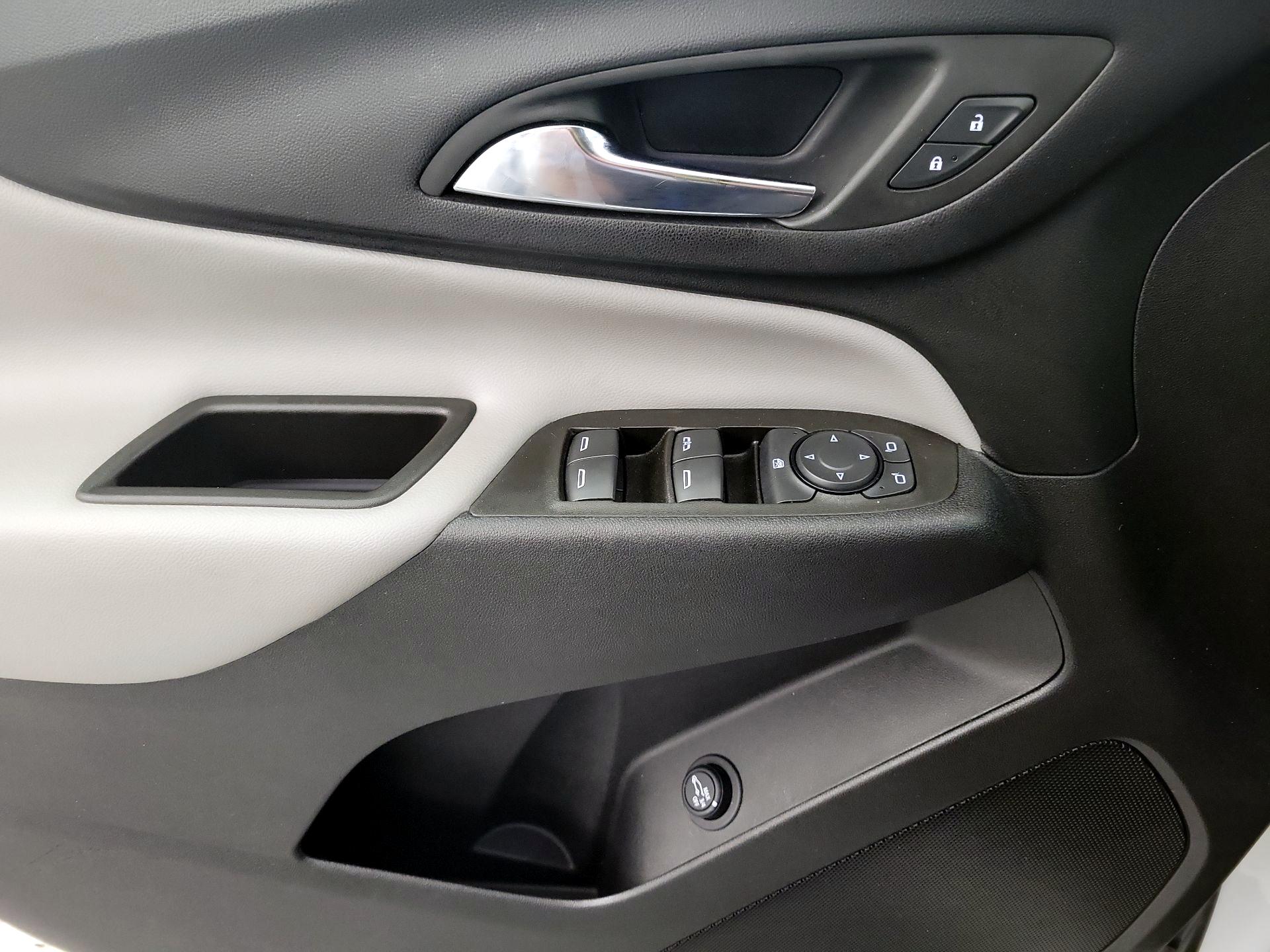 Thumbnail: 2023 Chevrolet Equinox - 12