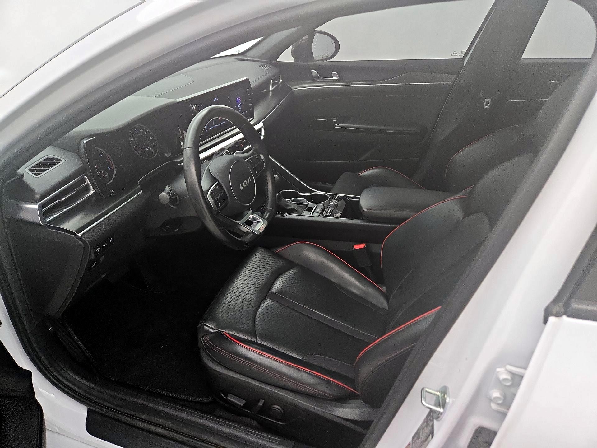 Thumbnail: 2022 Kia K5 - 11