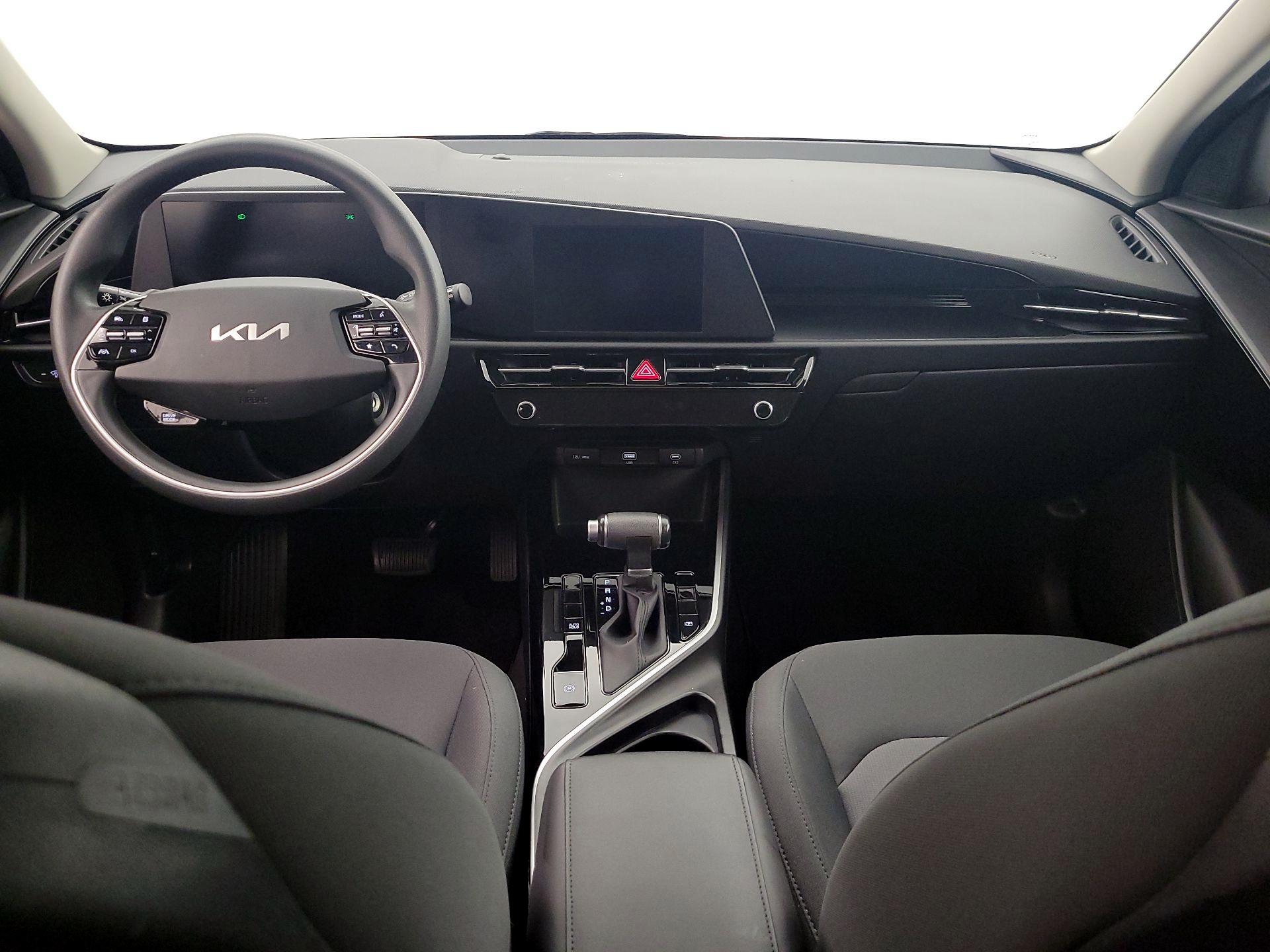 Thumbnail: 2023 Kia Niro - 9
