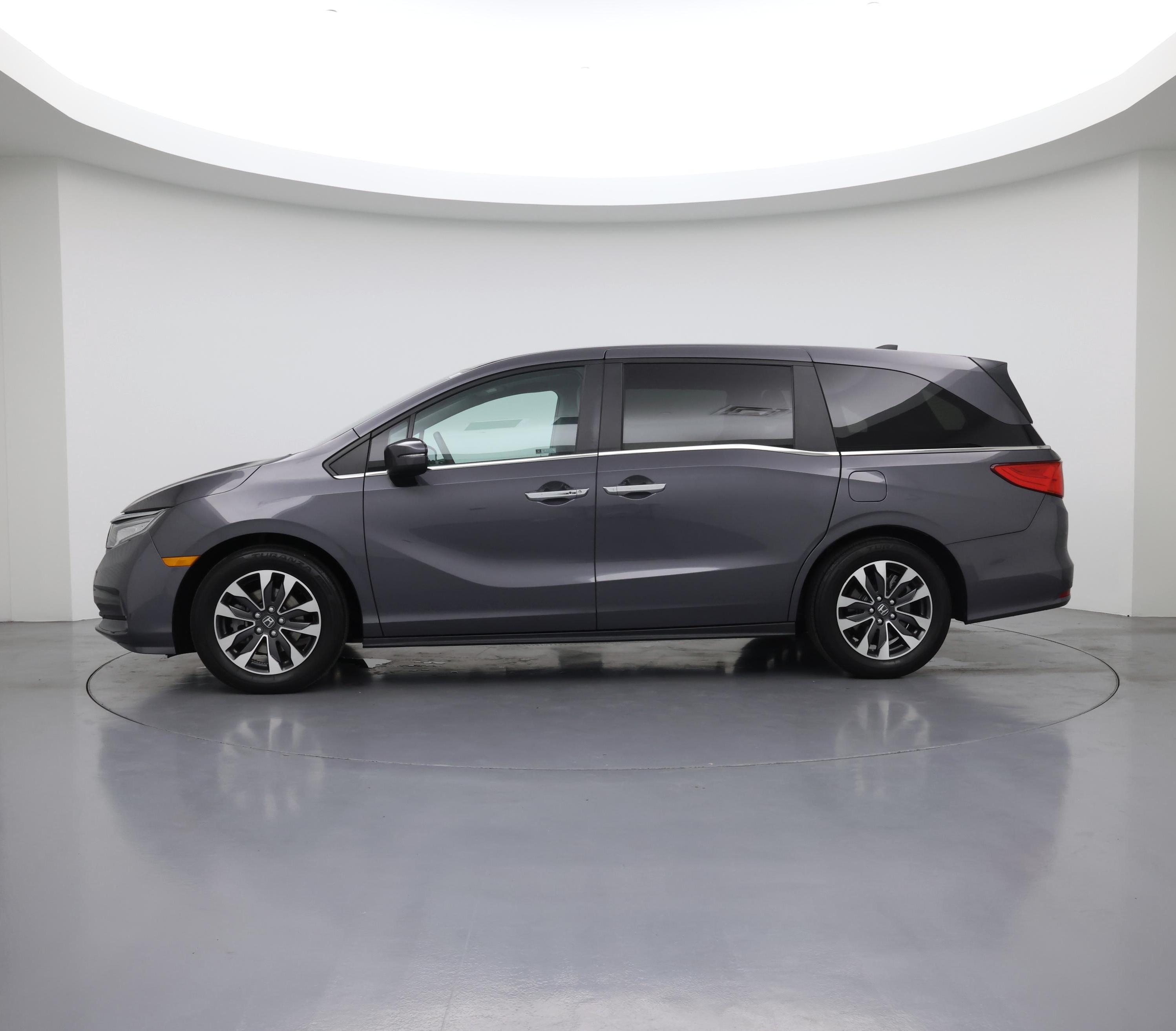 Thumbnail: 2022 Honda Odyssey - 3