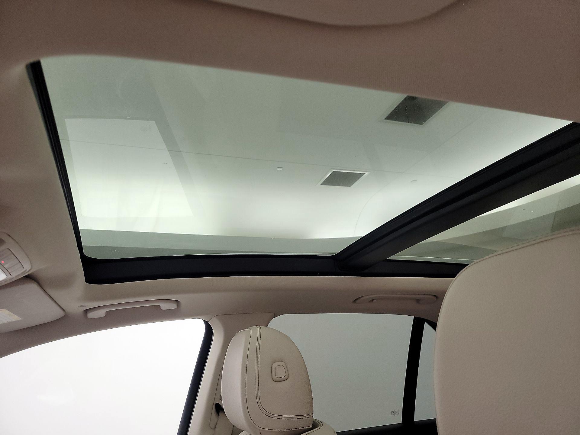 Thumbnail: 2022 Mercedes-Benz GLE - 20