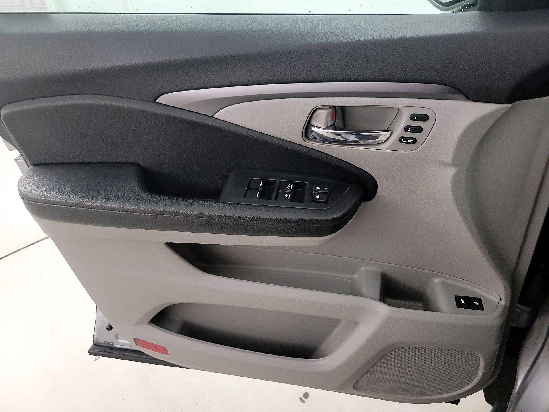 Thumbnail: 2022 Honda Pilot - 10