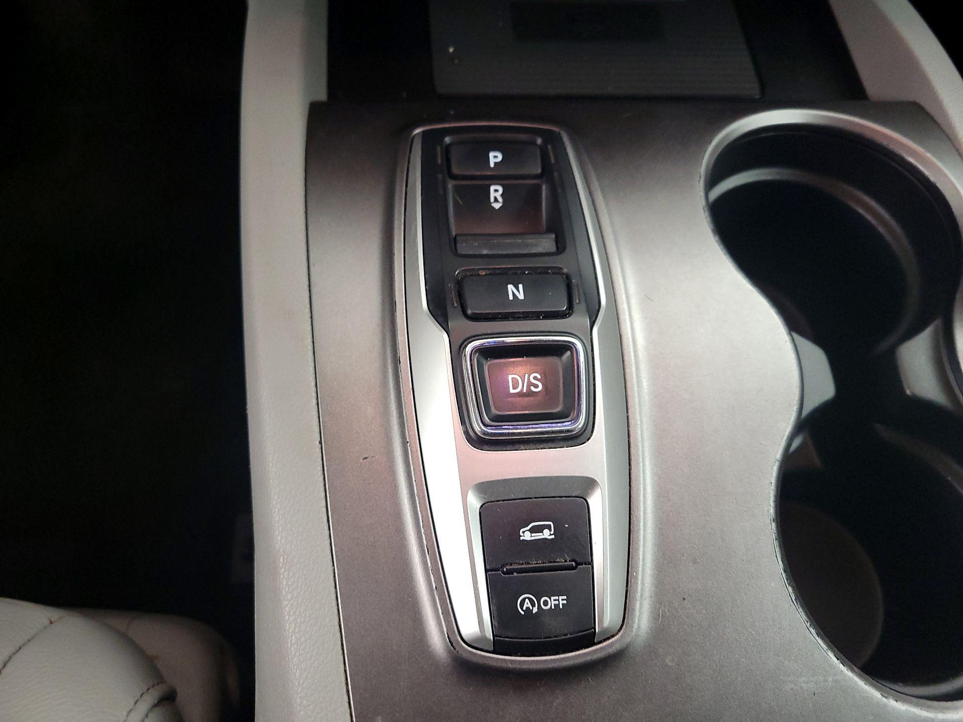 Thumbnail: 2022 Honda Pilot - 15