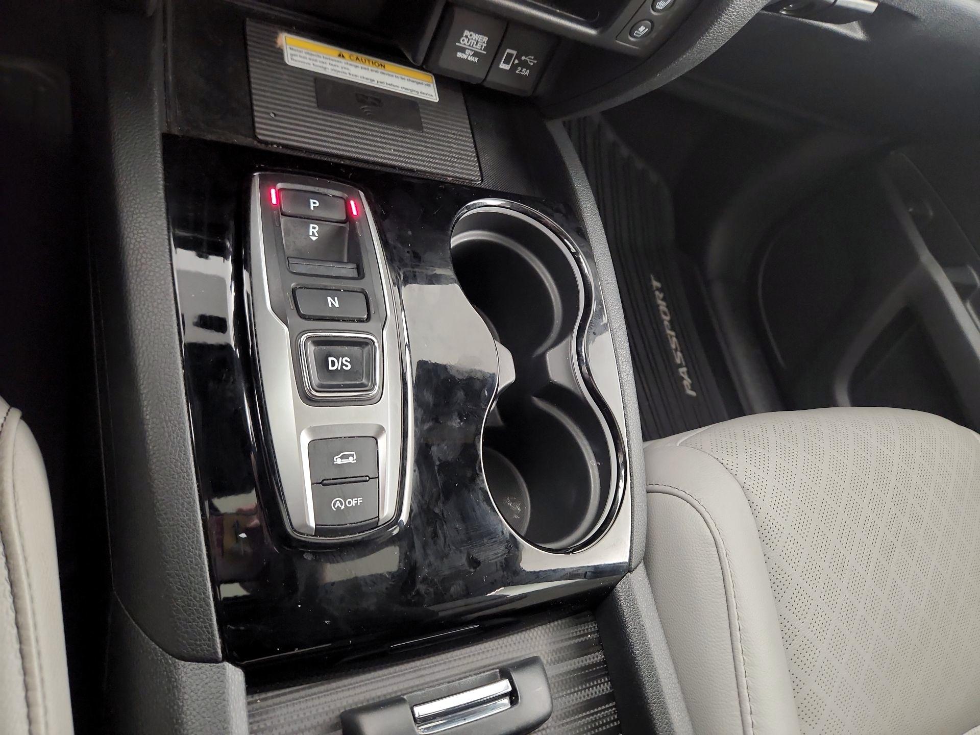 Thumbnail: 2022 Honda Passport - 16