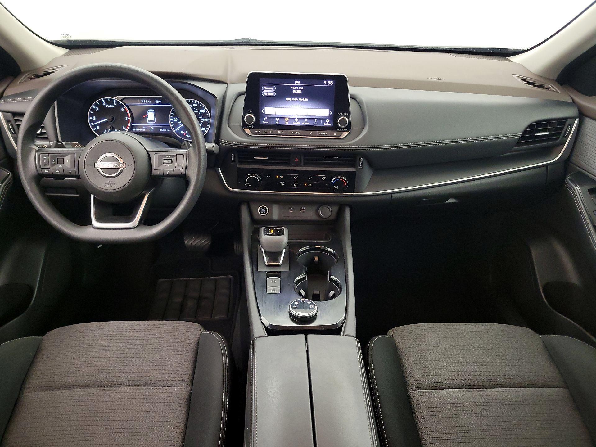 Thumbnail: 2022 Nissan Rogue - 9