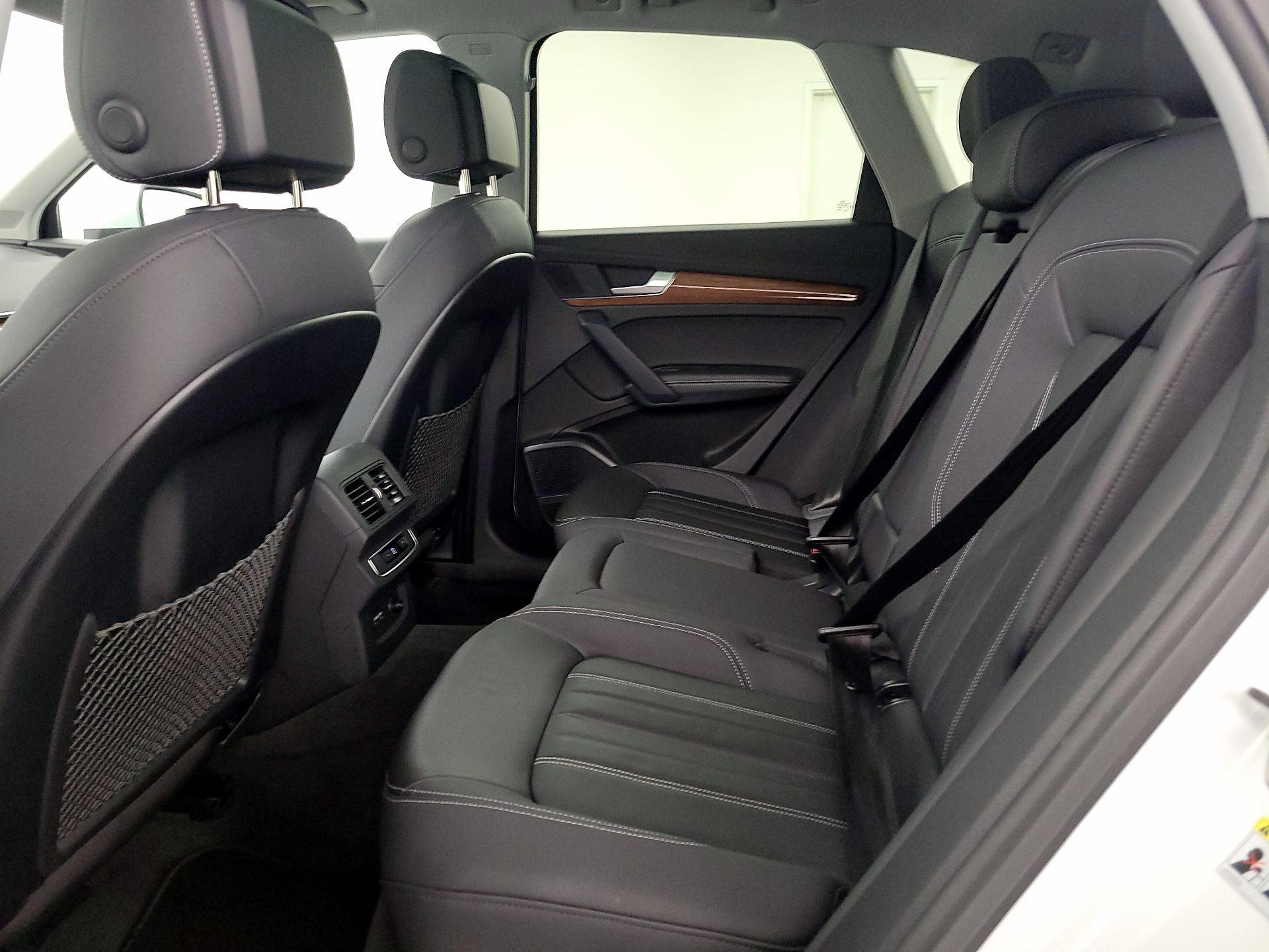 Thumbnail: 2022 Audi Q5 - 20