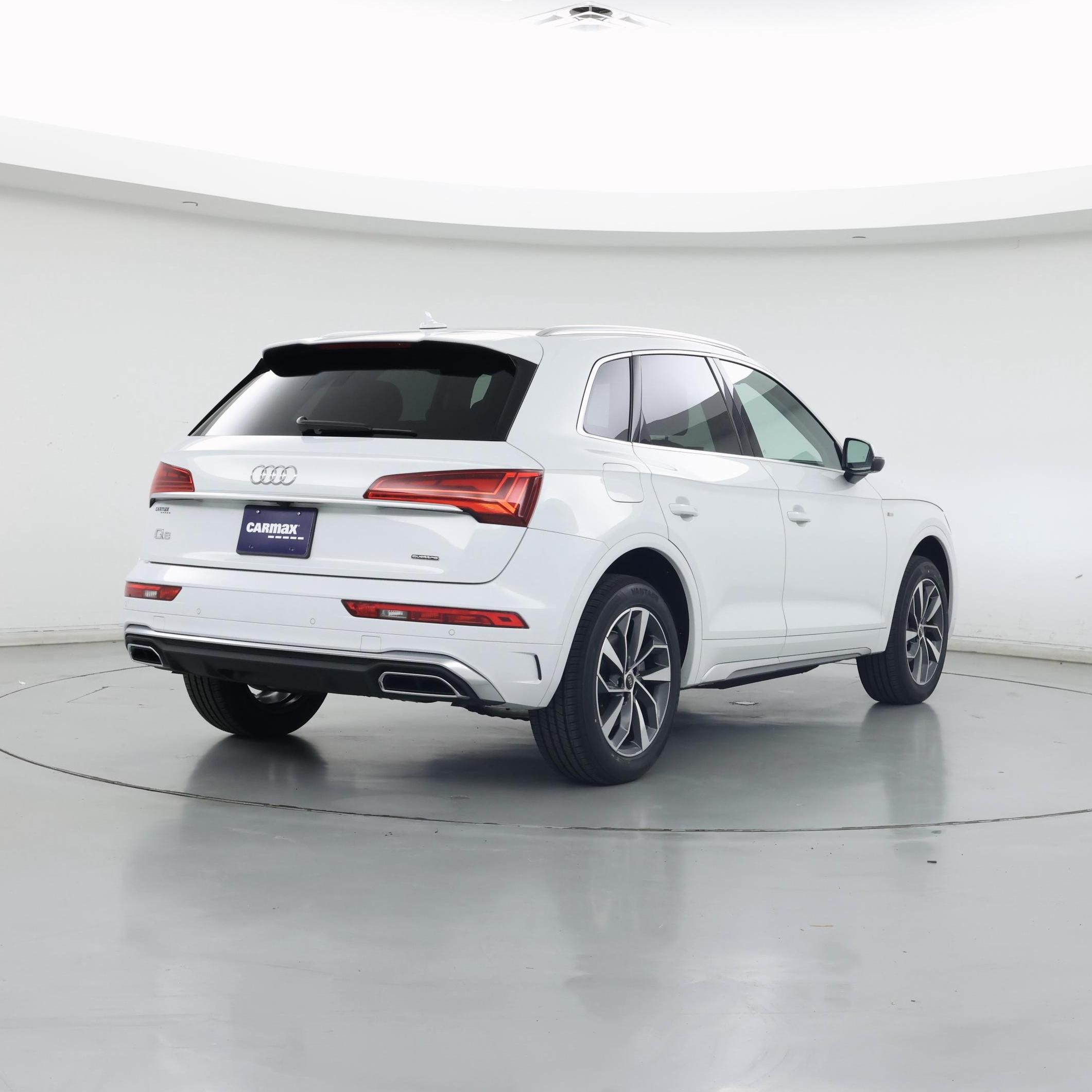 Thumbnail: 2022 Audi Q5 - 8