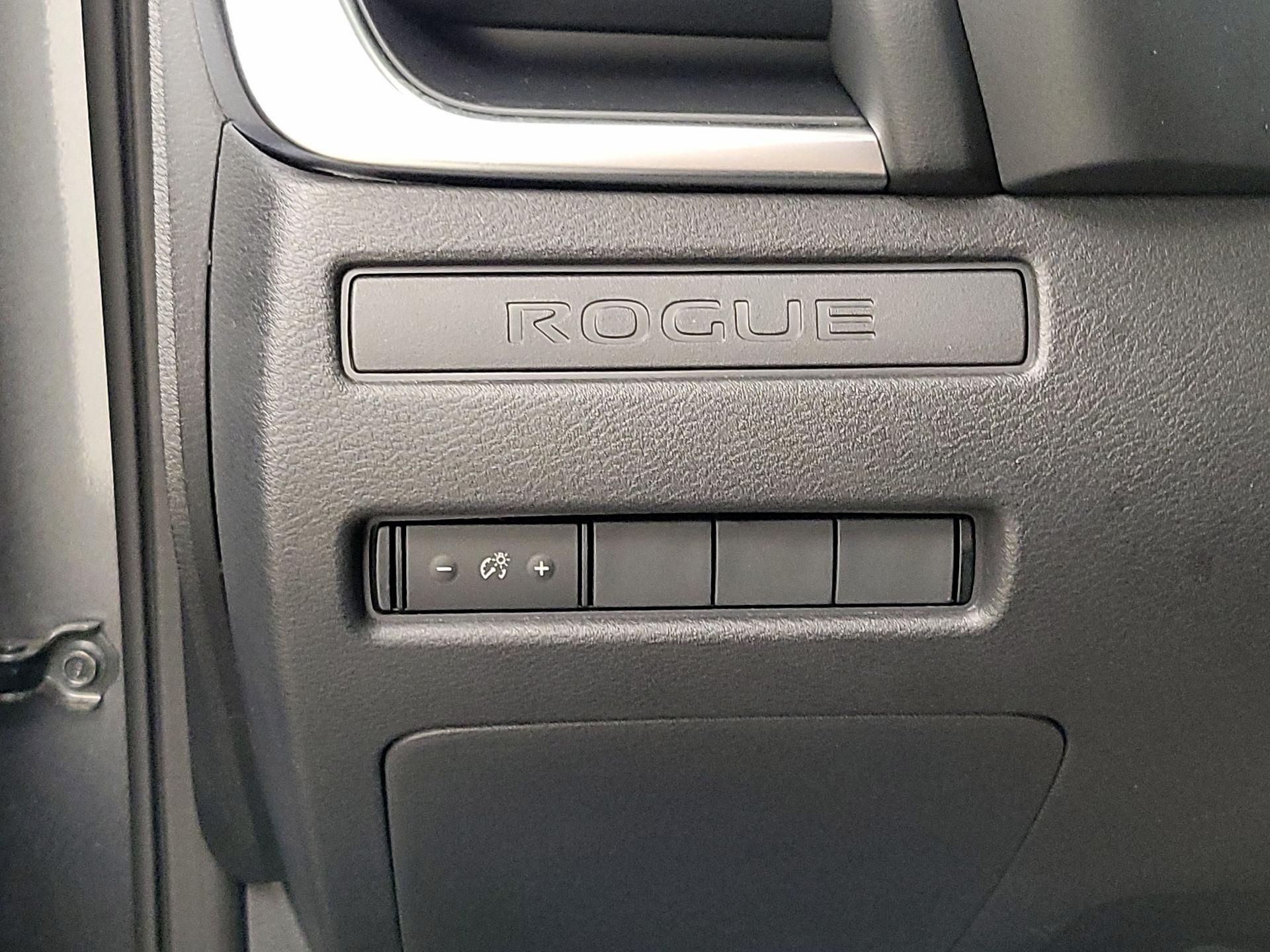 Thumbnail: 2023 Nissan Rogue - 13