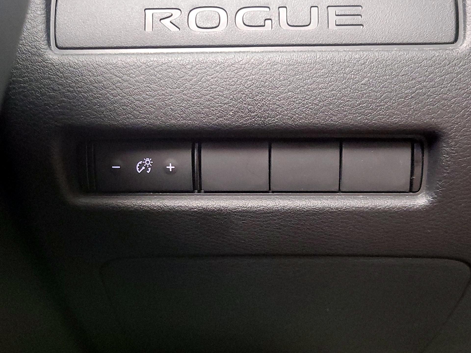 Thumbnail: 2023 Nissan Rogue - 13