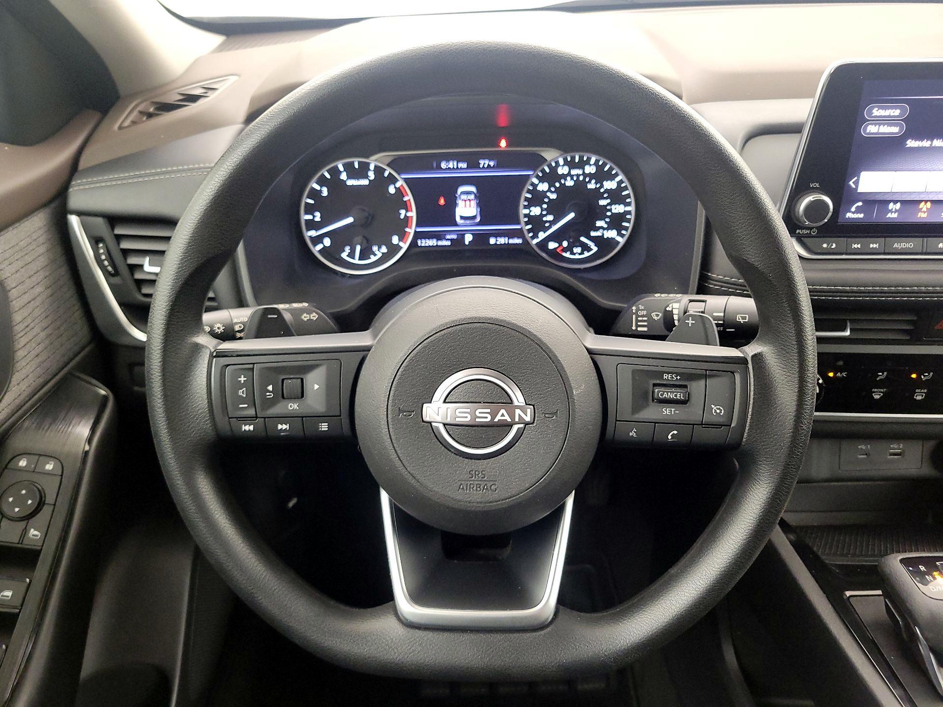 Thumbnail: 2023 Nissan Rogue - 10