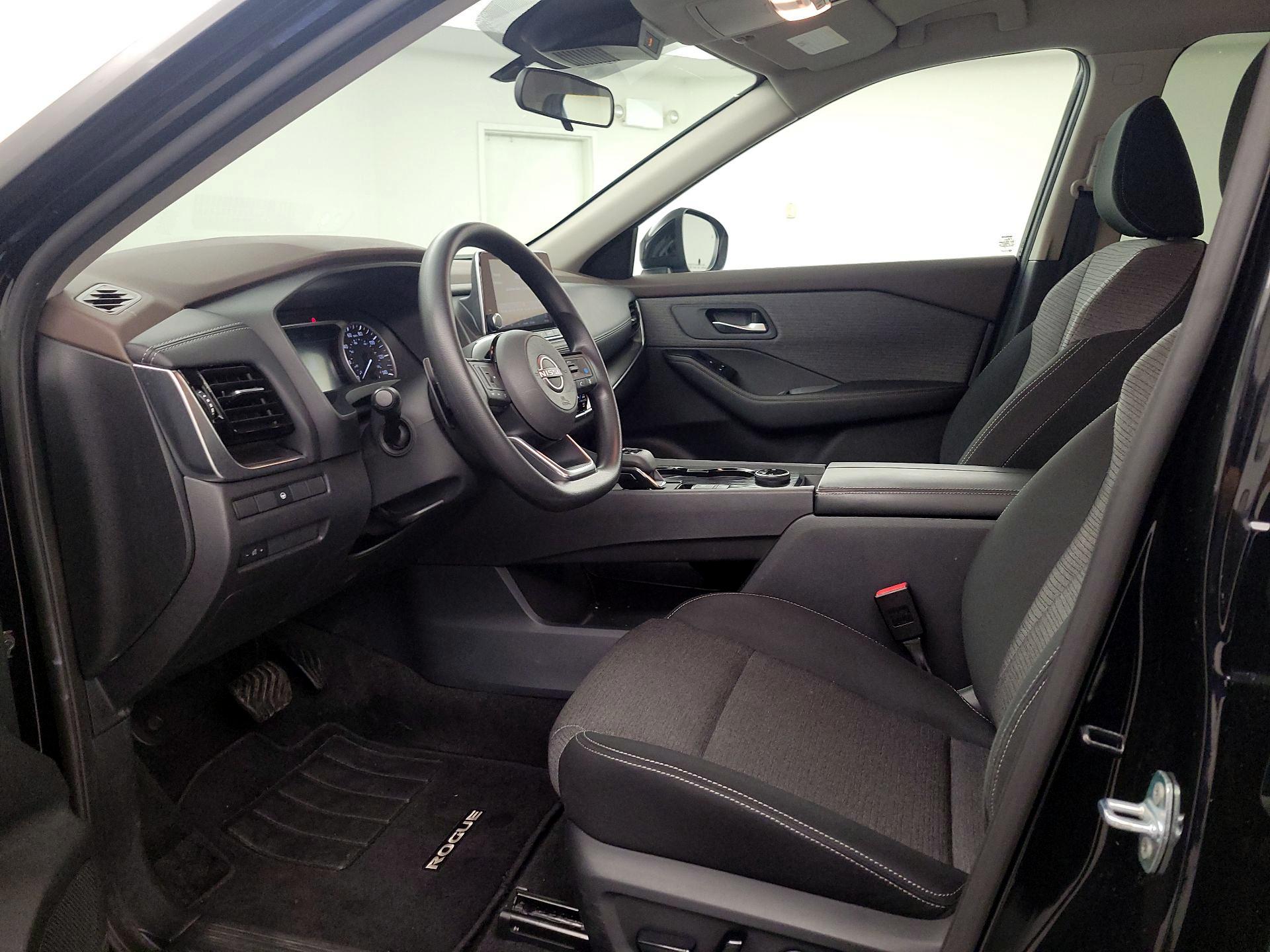 Thumbnail: 2022 Nissan Rogue - 11
