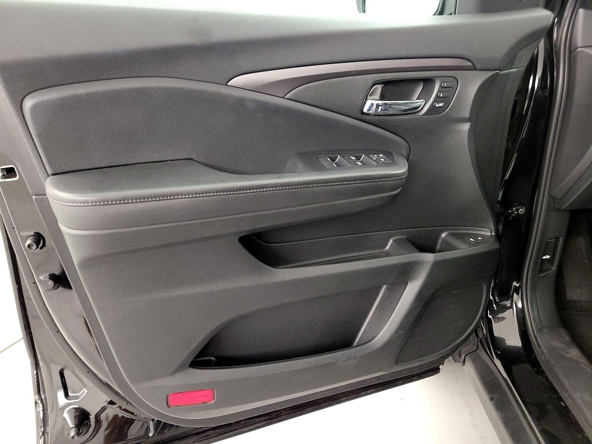 Thumbnail: 2021 Honda Passport - 12