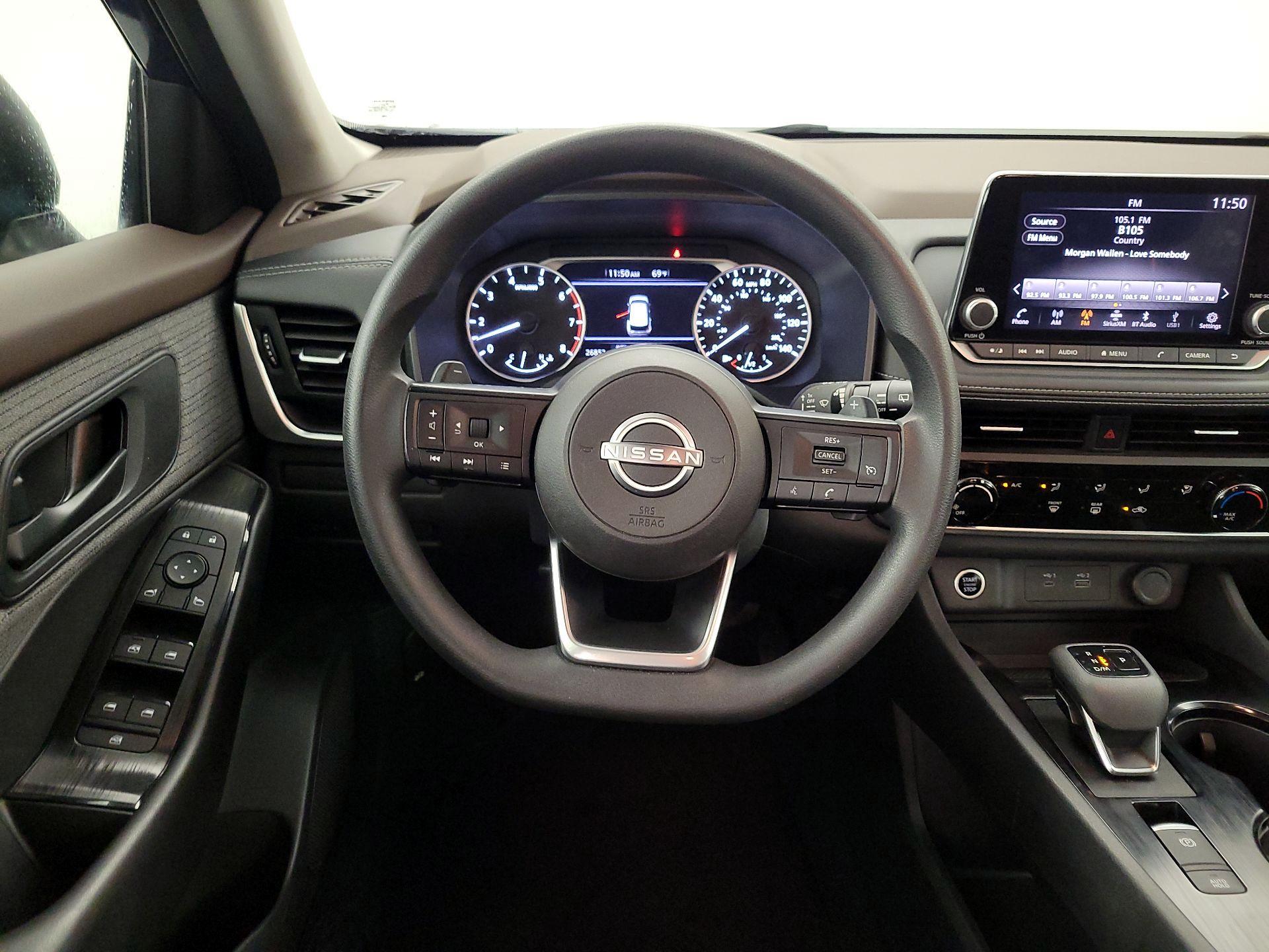 Thumbnail: 2023 Nissan Rogue - 10
