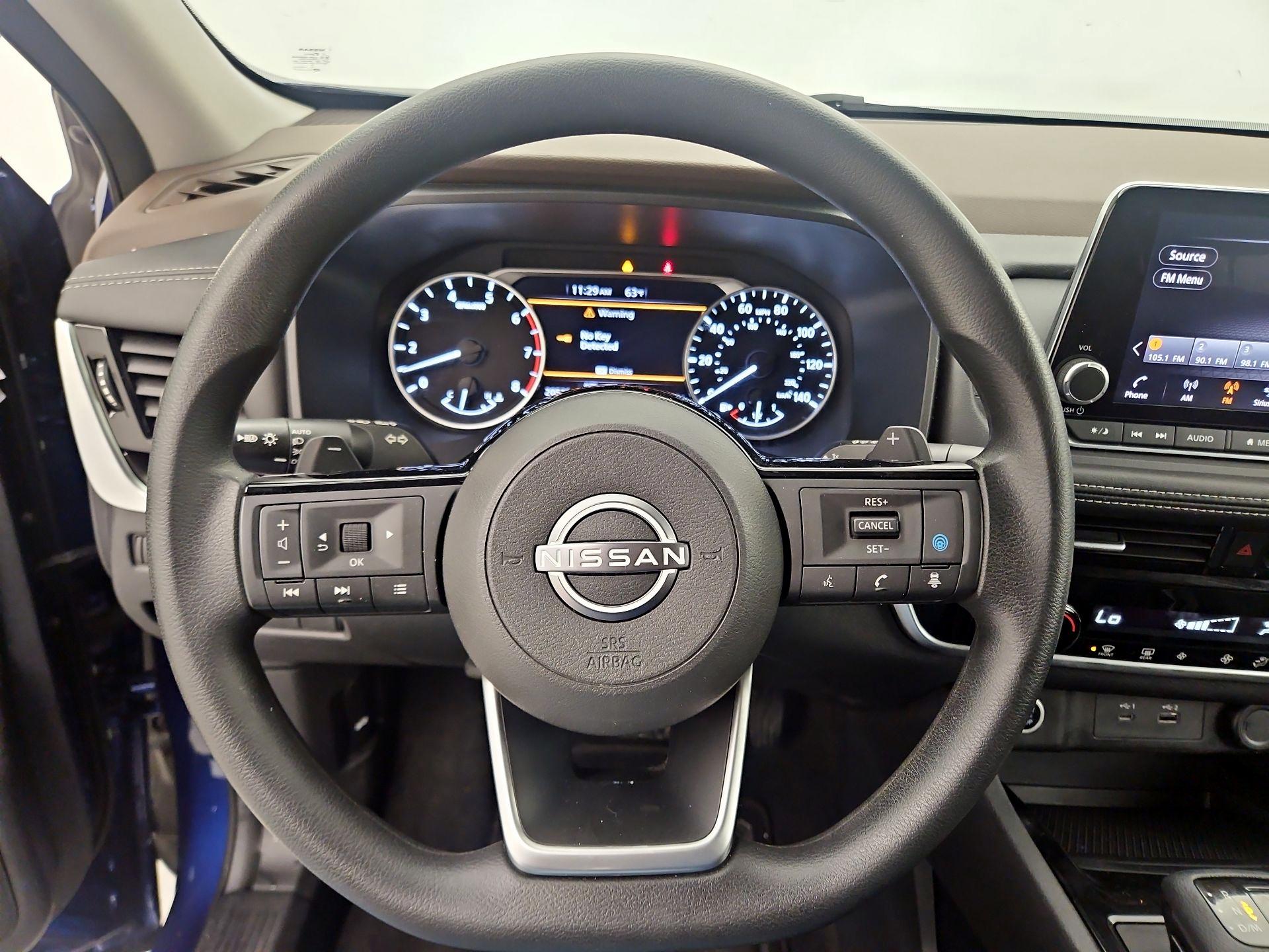 Thumbnail: 2022 Nissan Rogue - 10