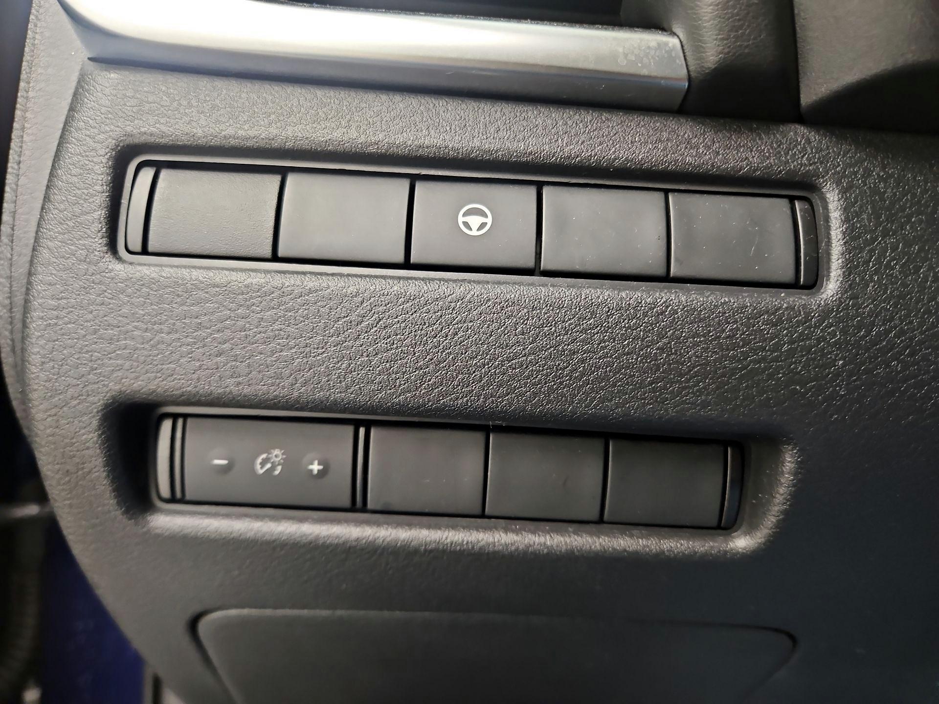 Thumbnail: 2022 Nissan Rogue - 13