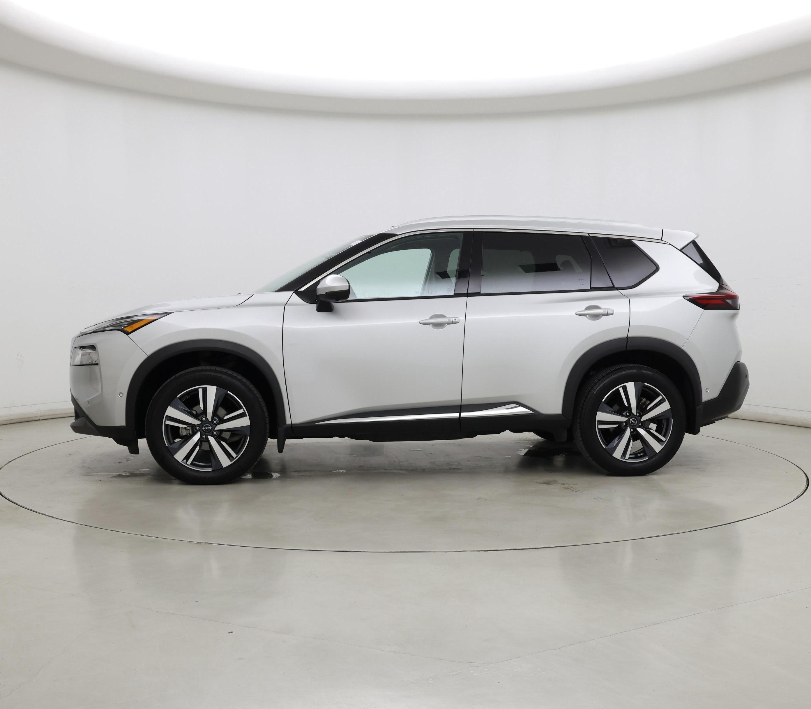 Thumbnail: 2022 Nissan Rogue - 3