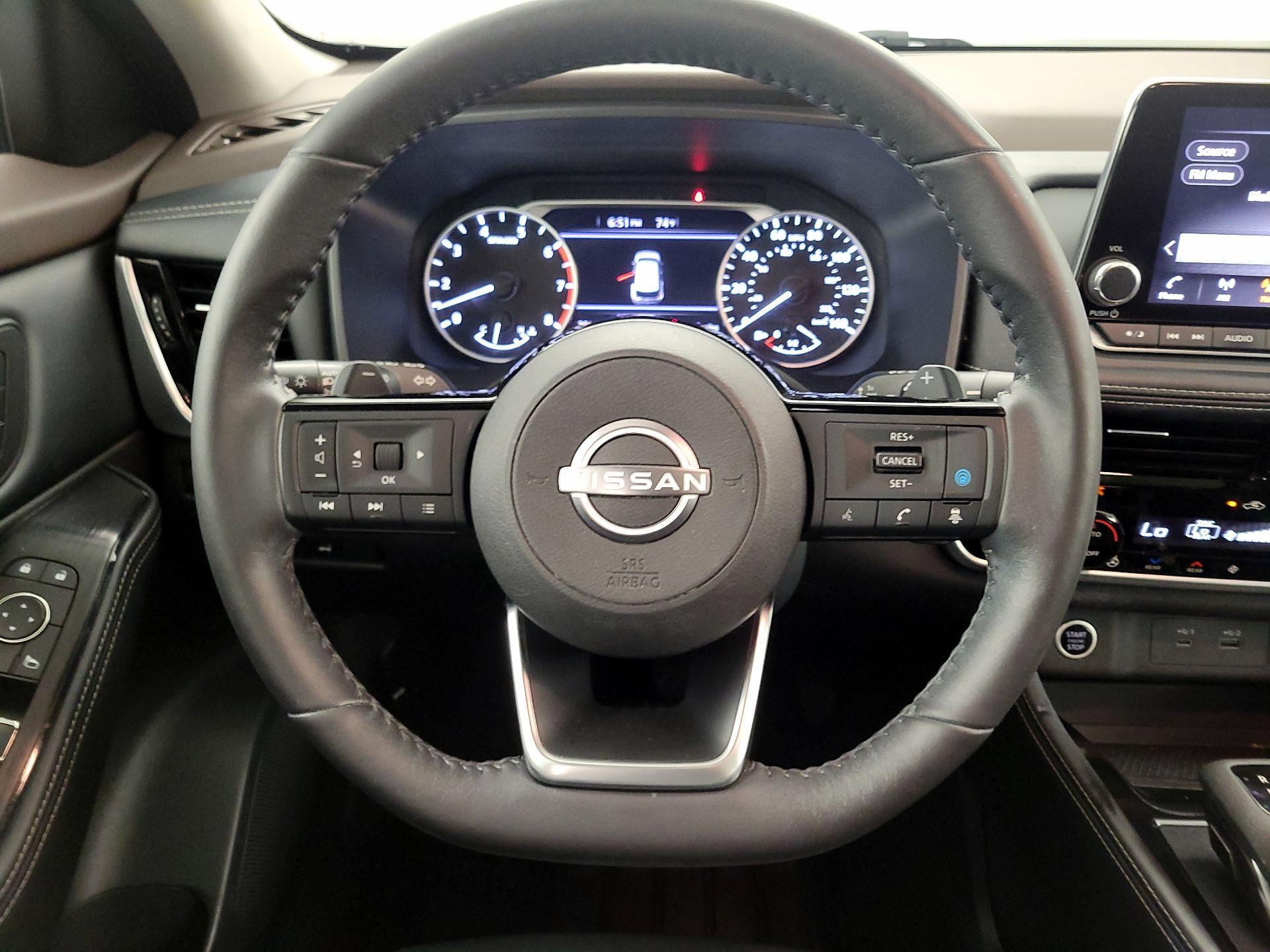 Thumbnail: 2022 Nissan Rogue - 10