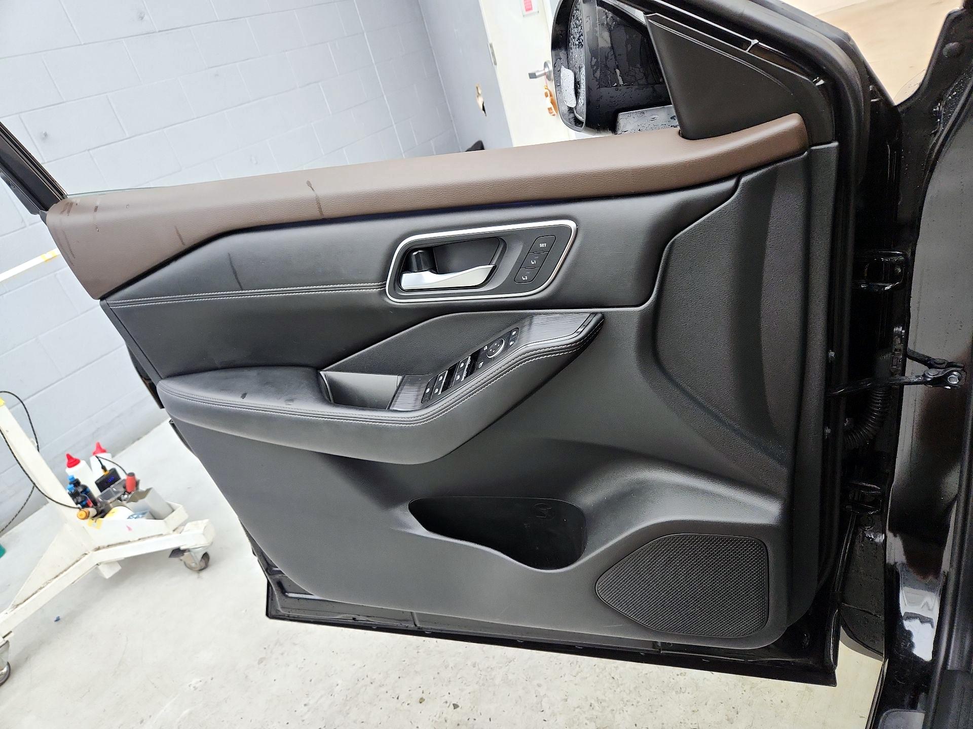 Thumbnail: 2023 Nissan Rogue - 12