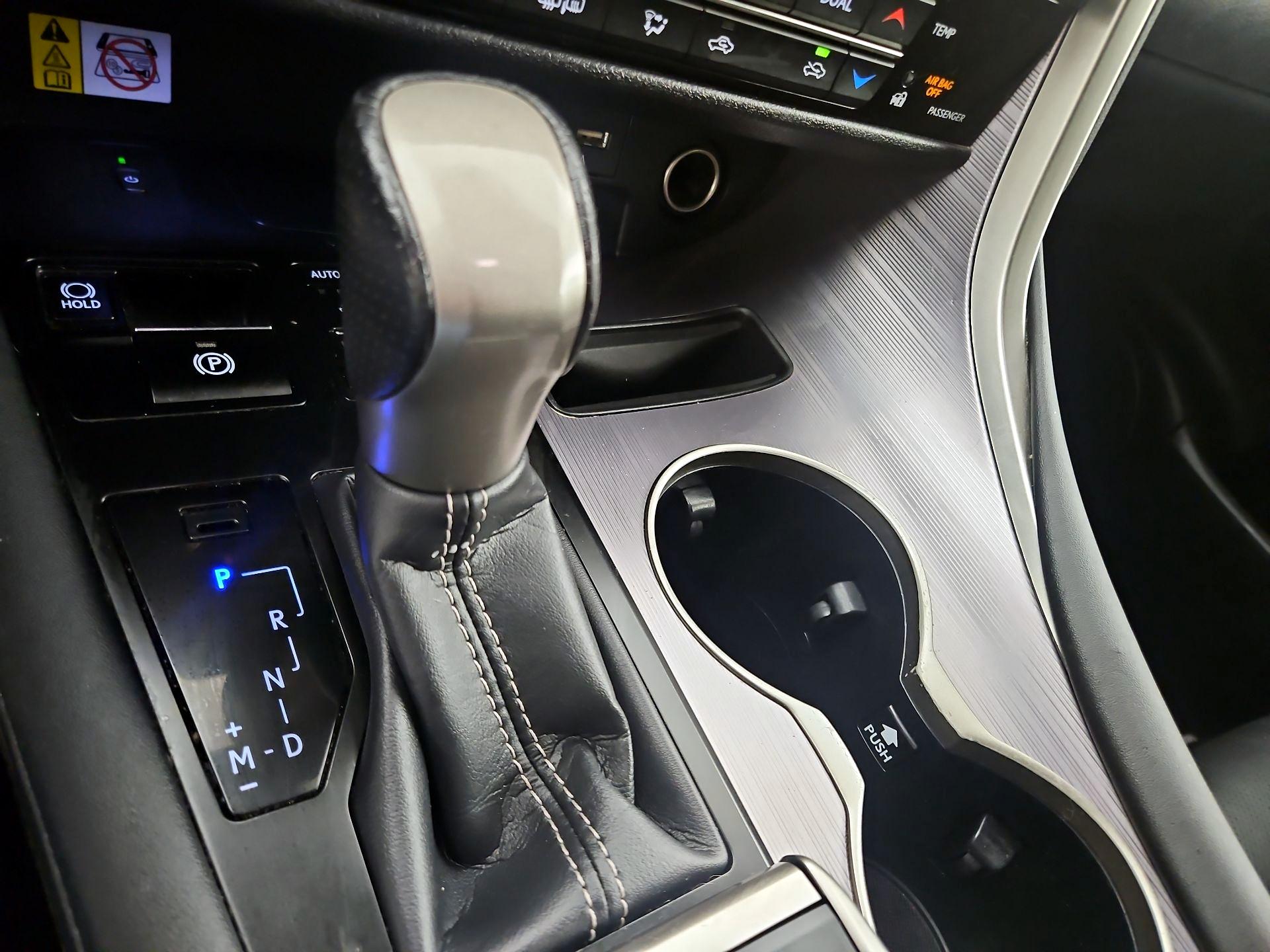 Thumbnail: 2021 Lexus RX - 17