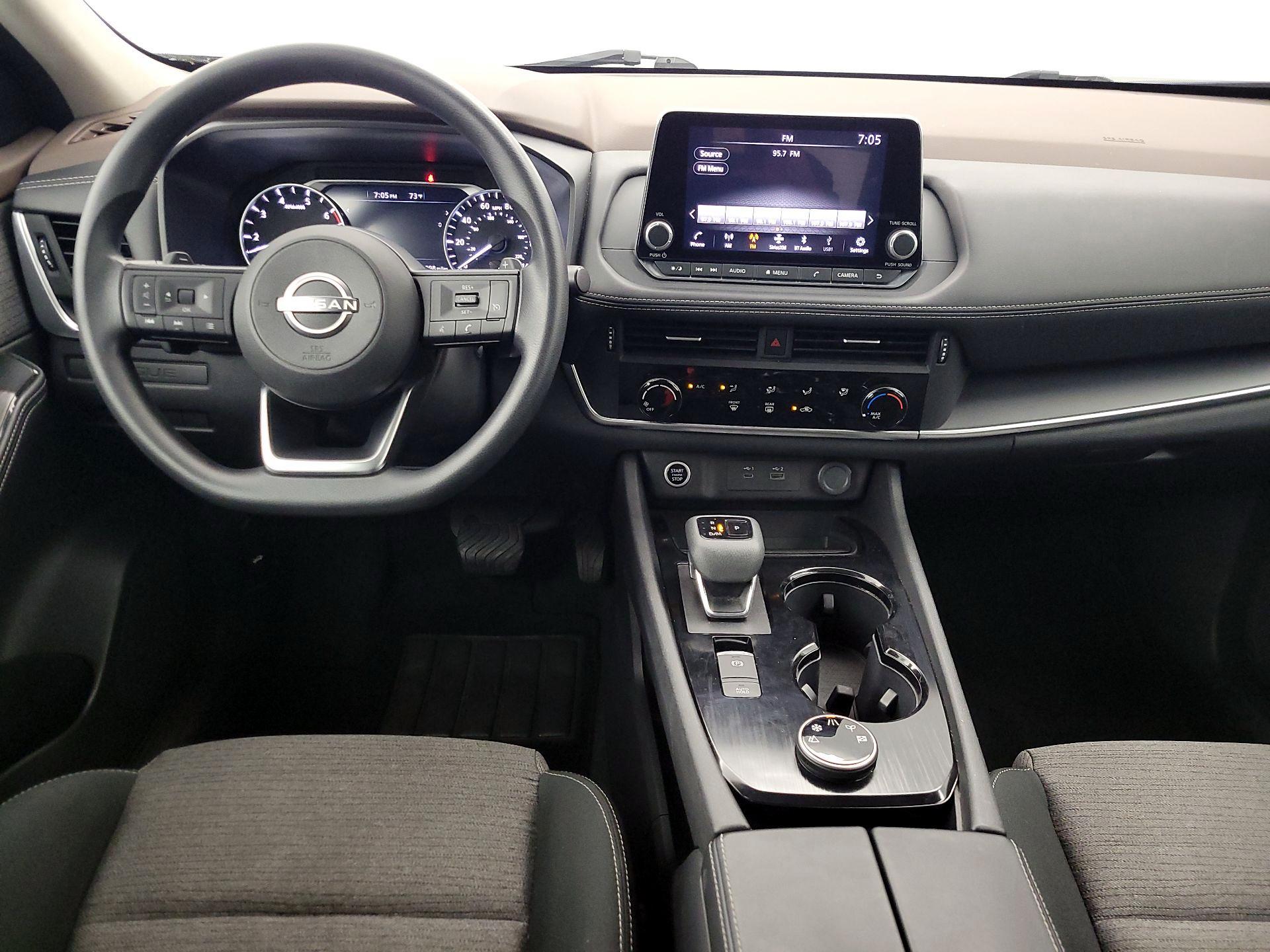 Thumbnail: 2022 Nissan Rogue - 9